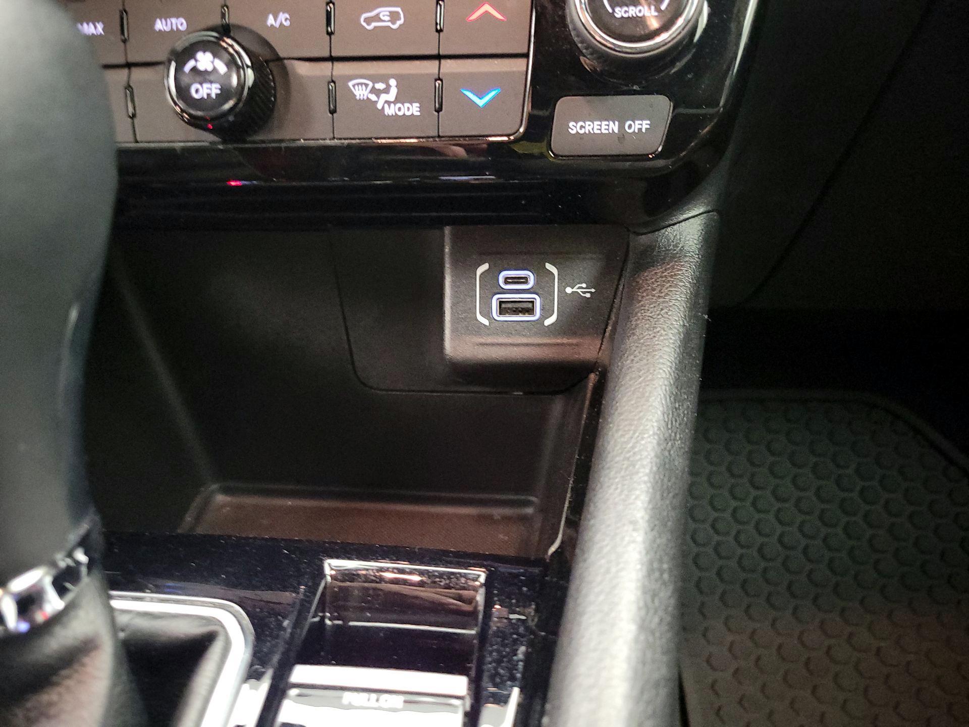 Thumbnail: 2022 Jeep Compass - 18