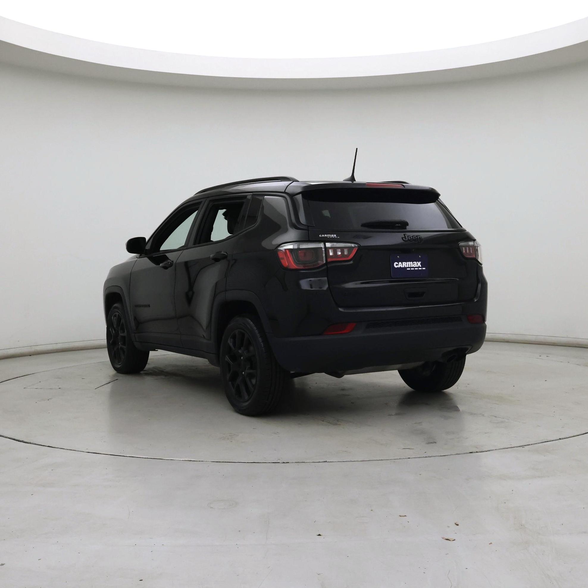 Thumbnail: 2022 Jeep Compass - 2