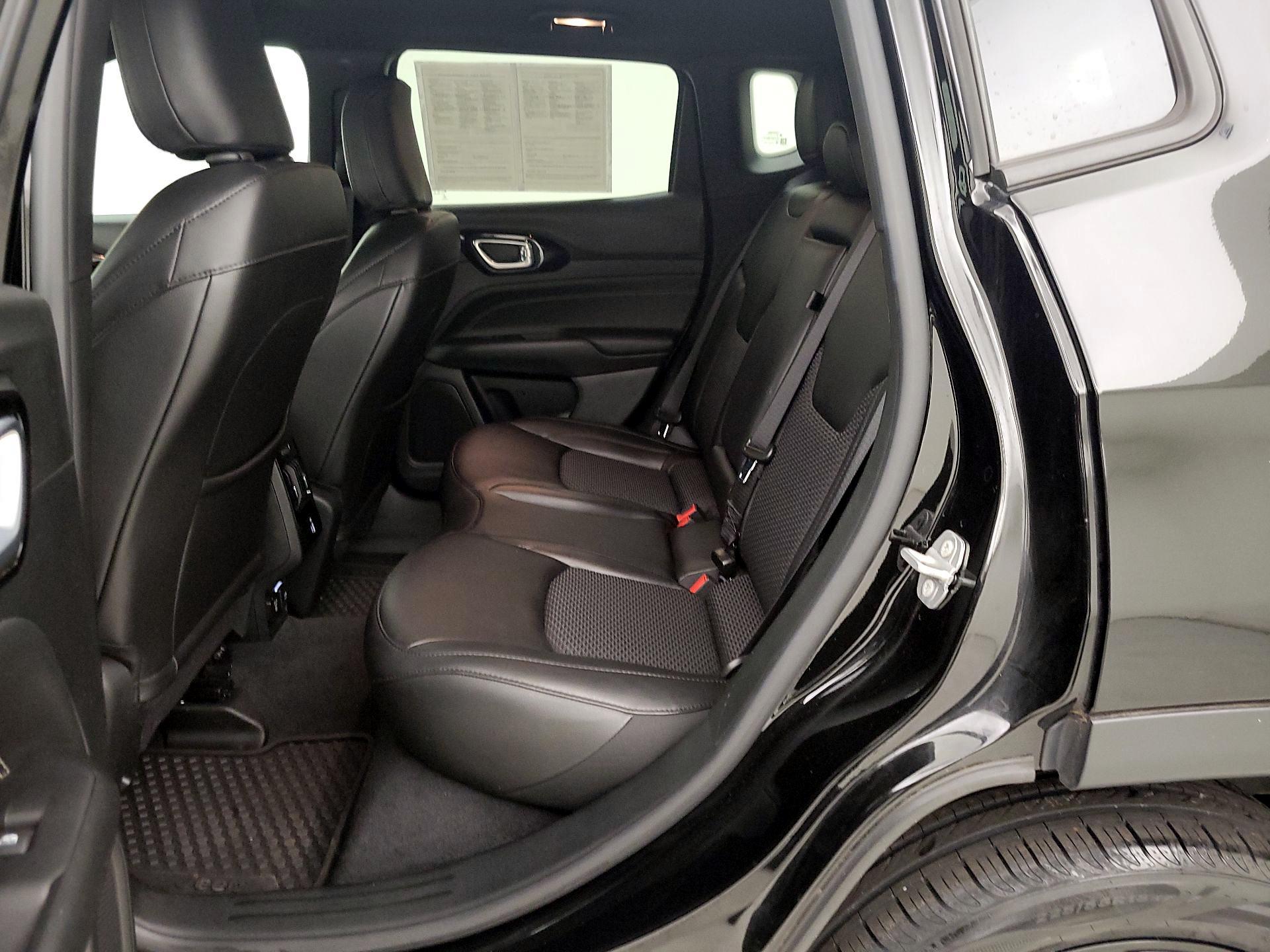 Thumbnail: 2022 Jeep Compass - 19