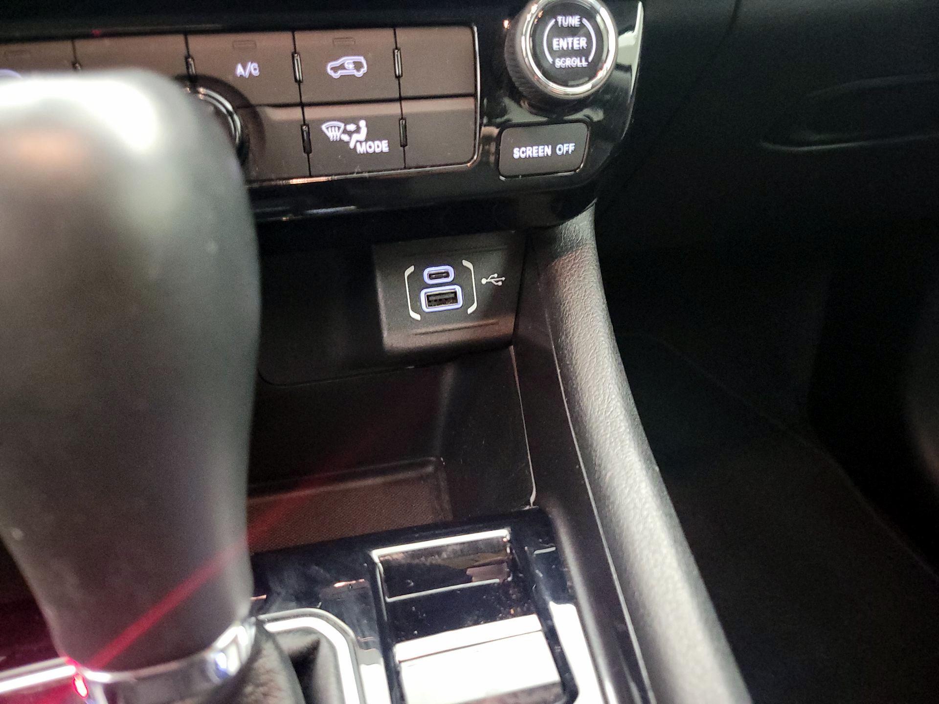 Thumbnail: 2022 Jeep Compass - 18