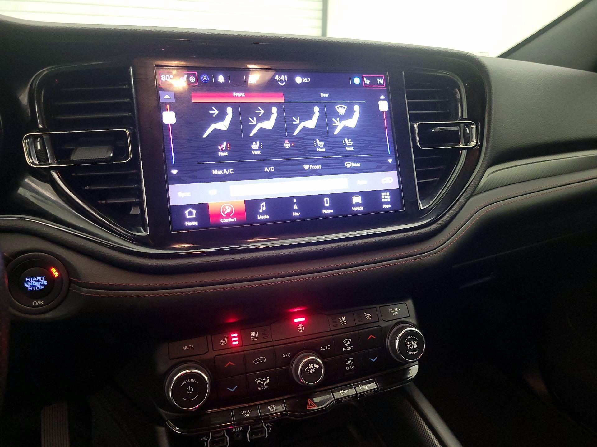 Thumbnail: 2022 Dodge Durango - 16