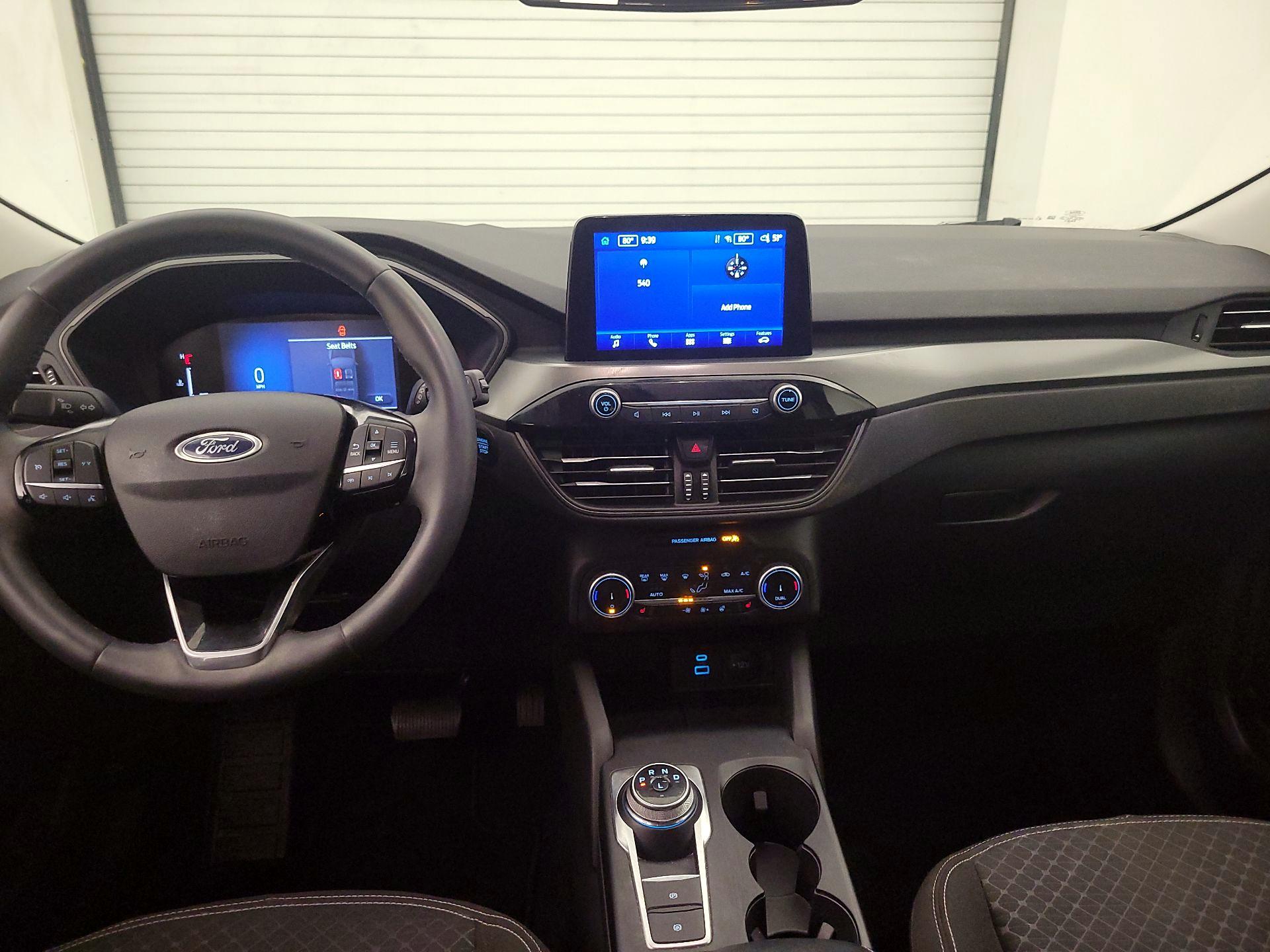 Thumbnail: 2023 Ford Escape - 9