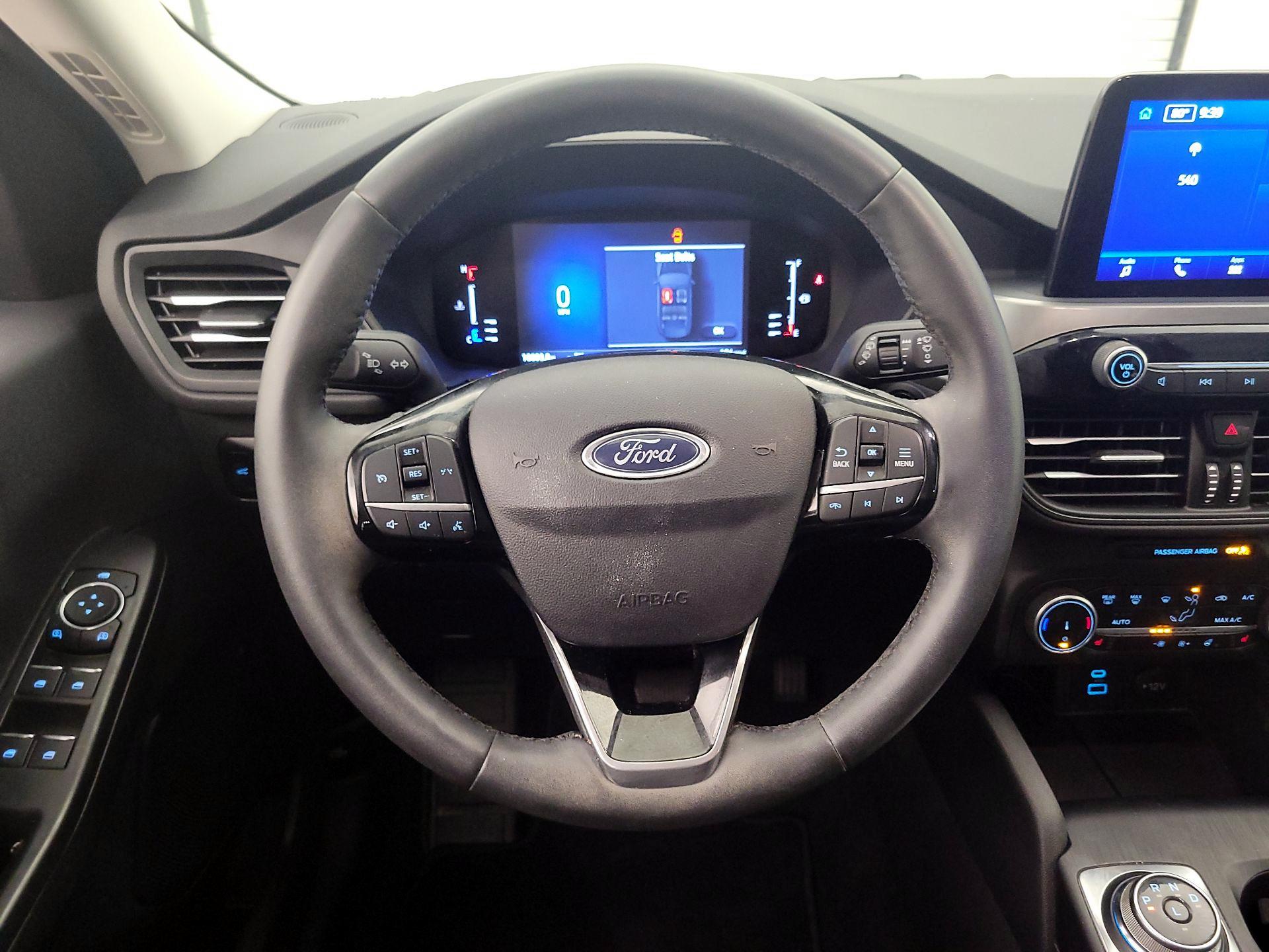 Thumbnail: 2023 Ford Escape - 10