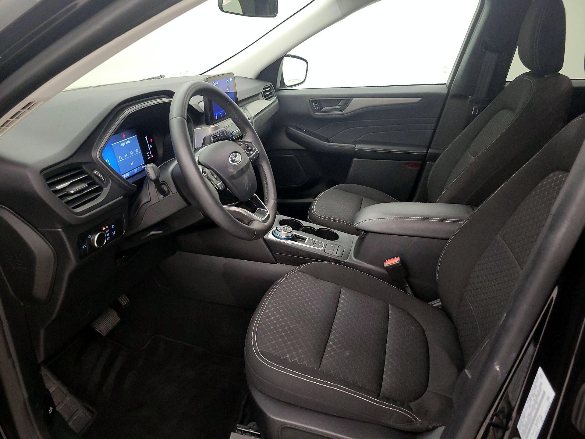 Thumbnail: 2023 Ford Escape - 11