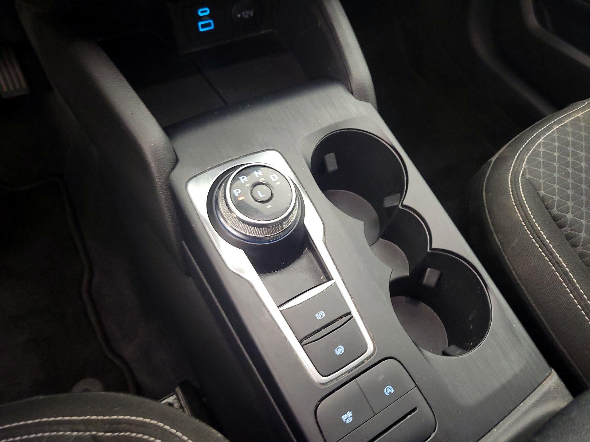 Thumbnail: 2023 Ford Escape - 17