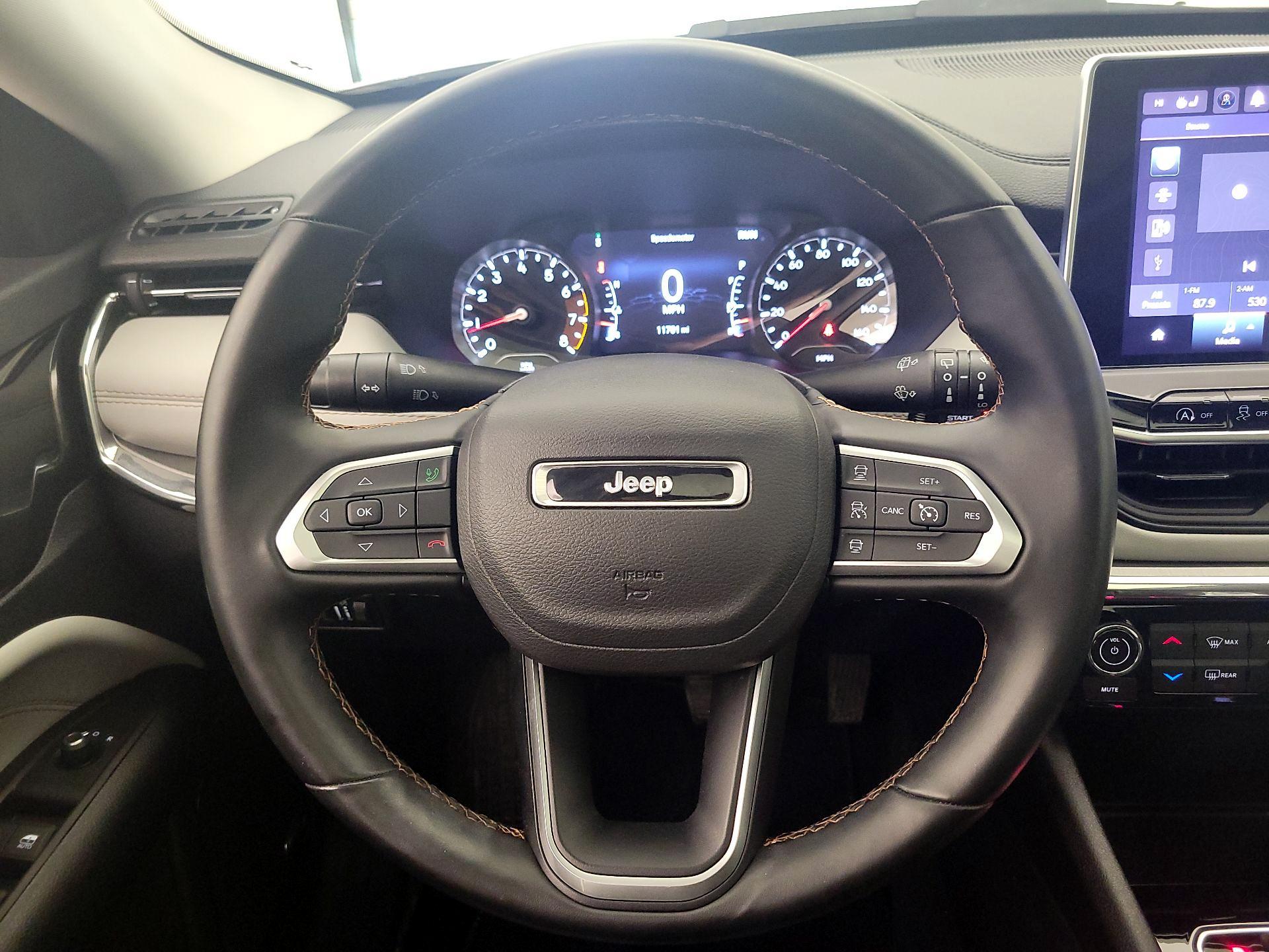 Thumbnail: 2022 Jeep Compass - 10