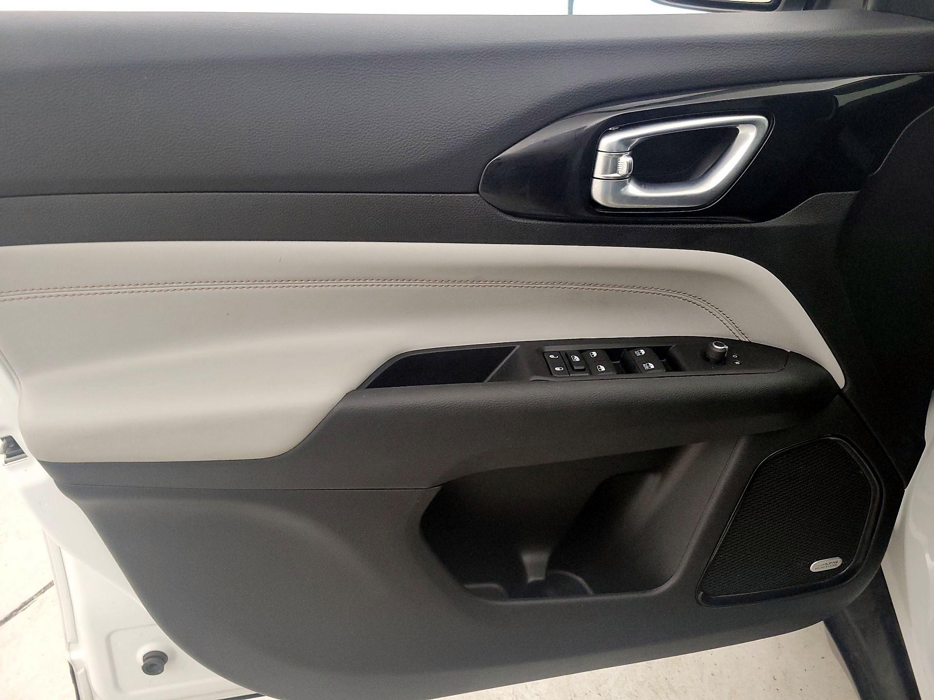 Thumbnail: 2022 Jeep Compass - 12