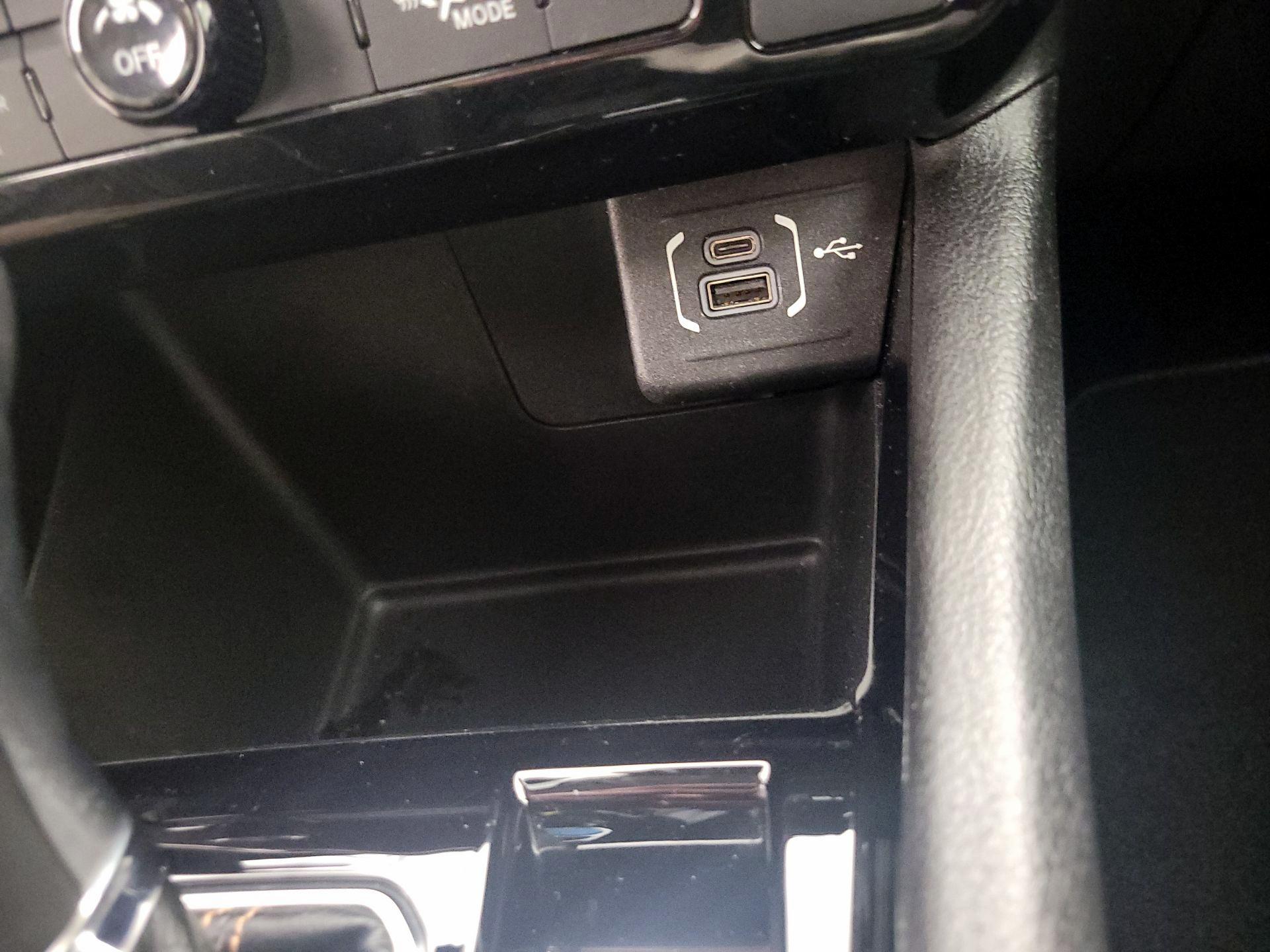 Thumbnail: 2022 Jeep Compass - 18