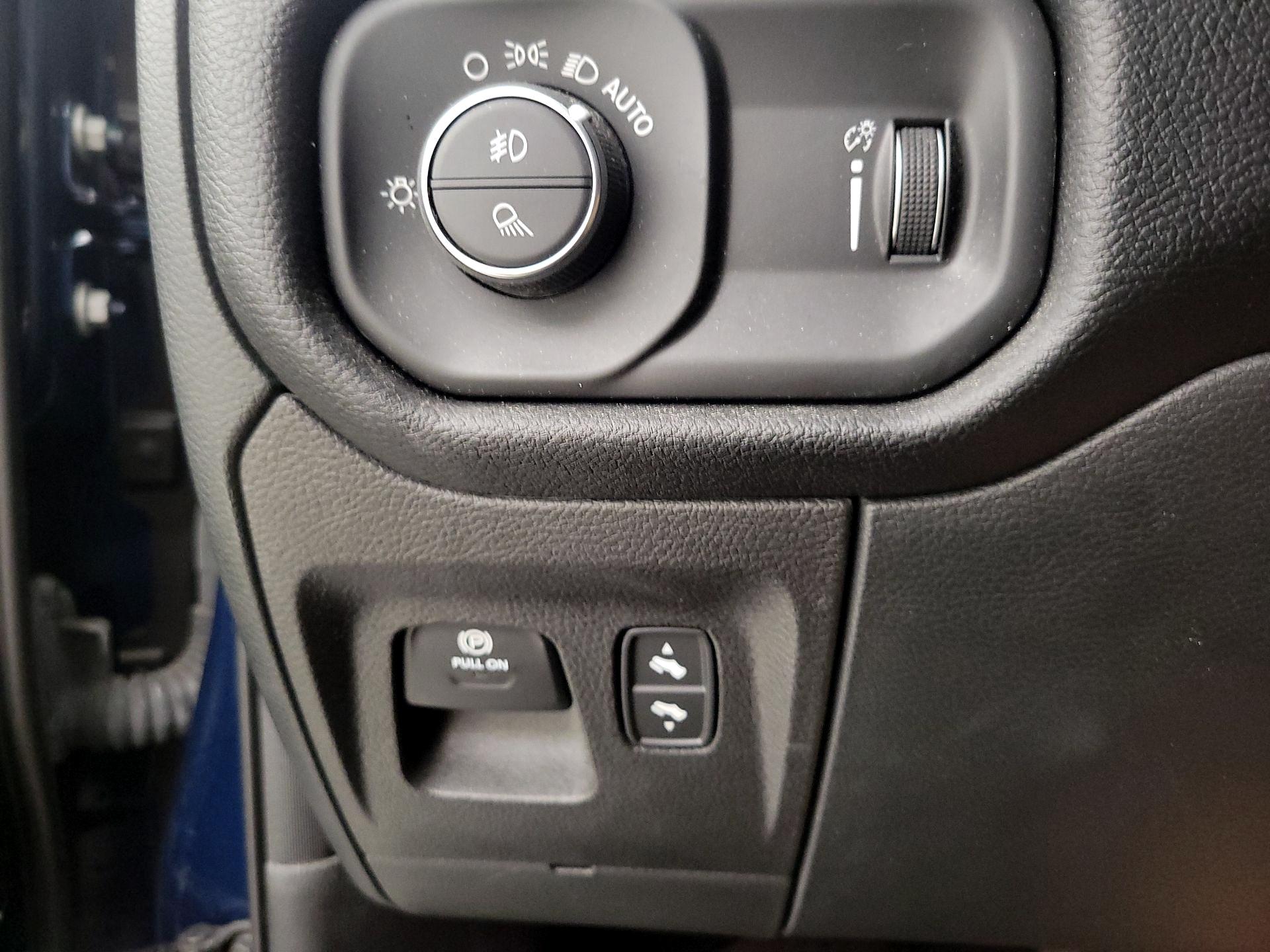 Thumbnail: 2022 RAM 1500 - 13