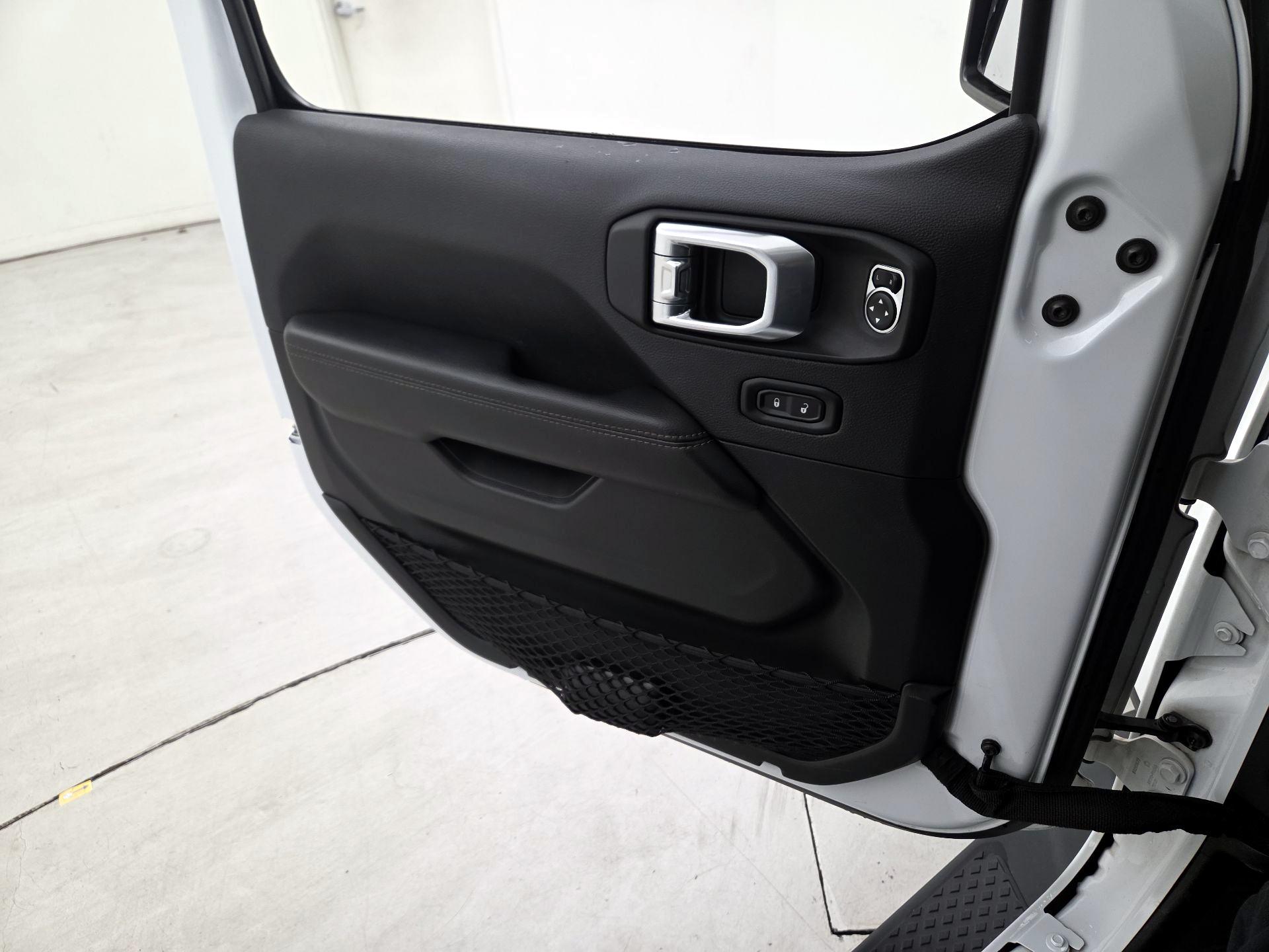 Thumbnail: 2021 Jeep Gladiator - 12