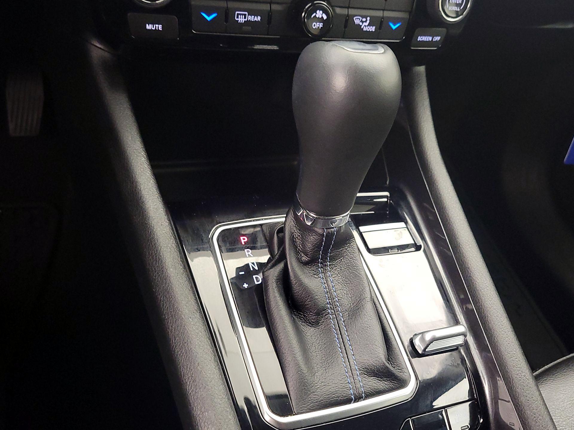 Thumbnail: 2022 Jeep Compass - 17