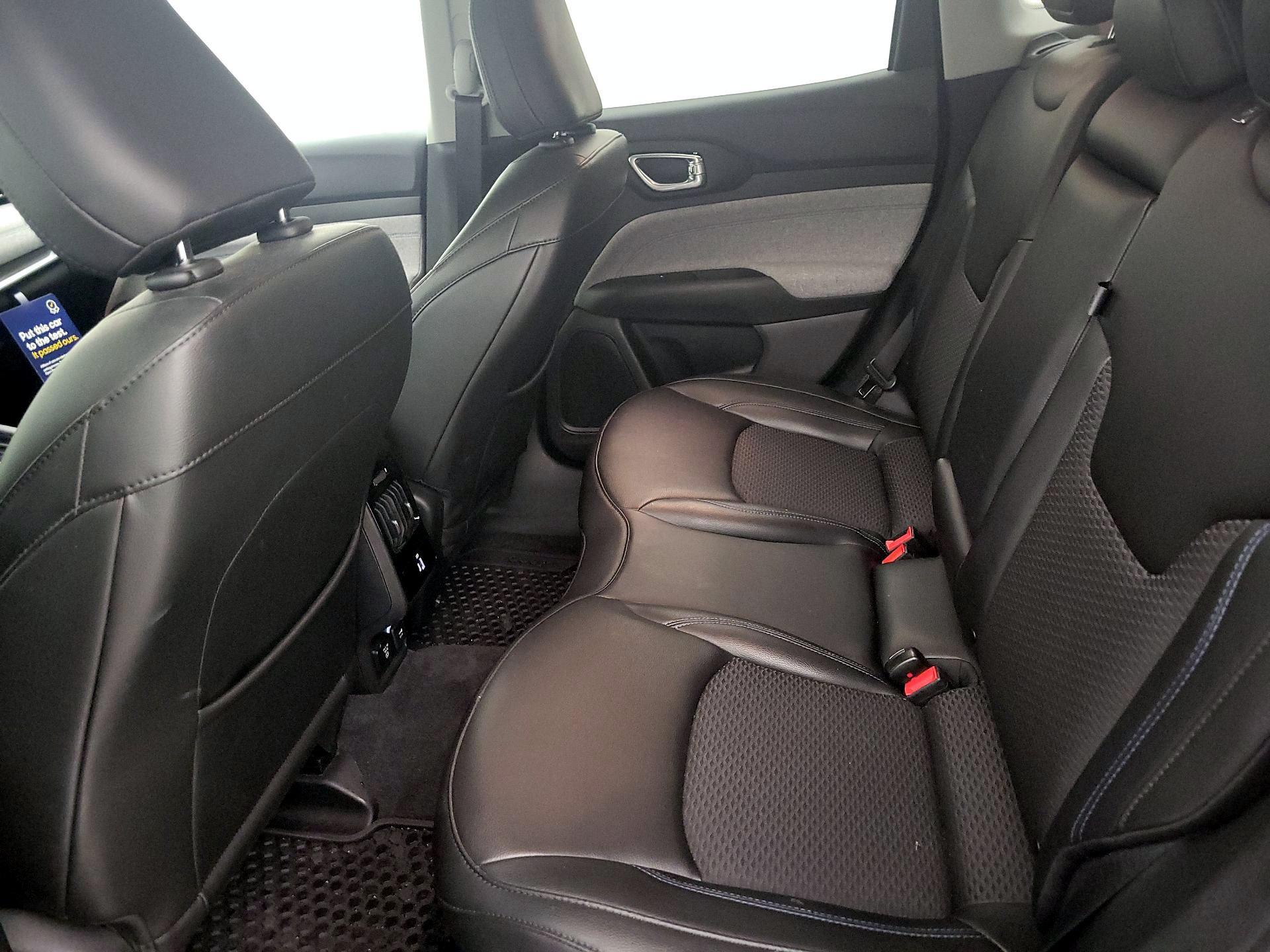 Thumbnail: 2022 Jeep Compass - 19