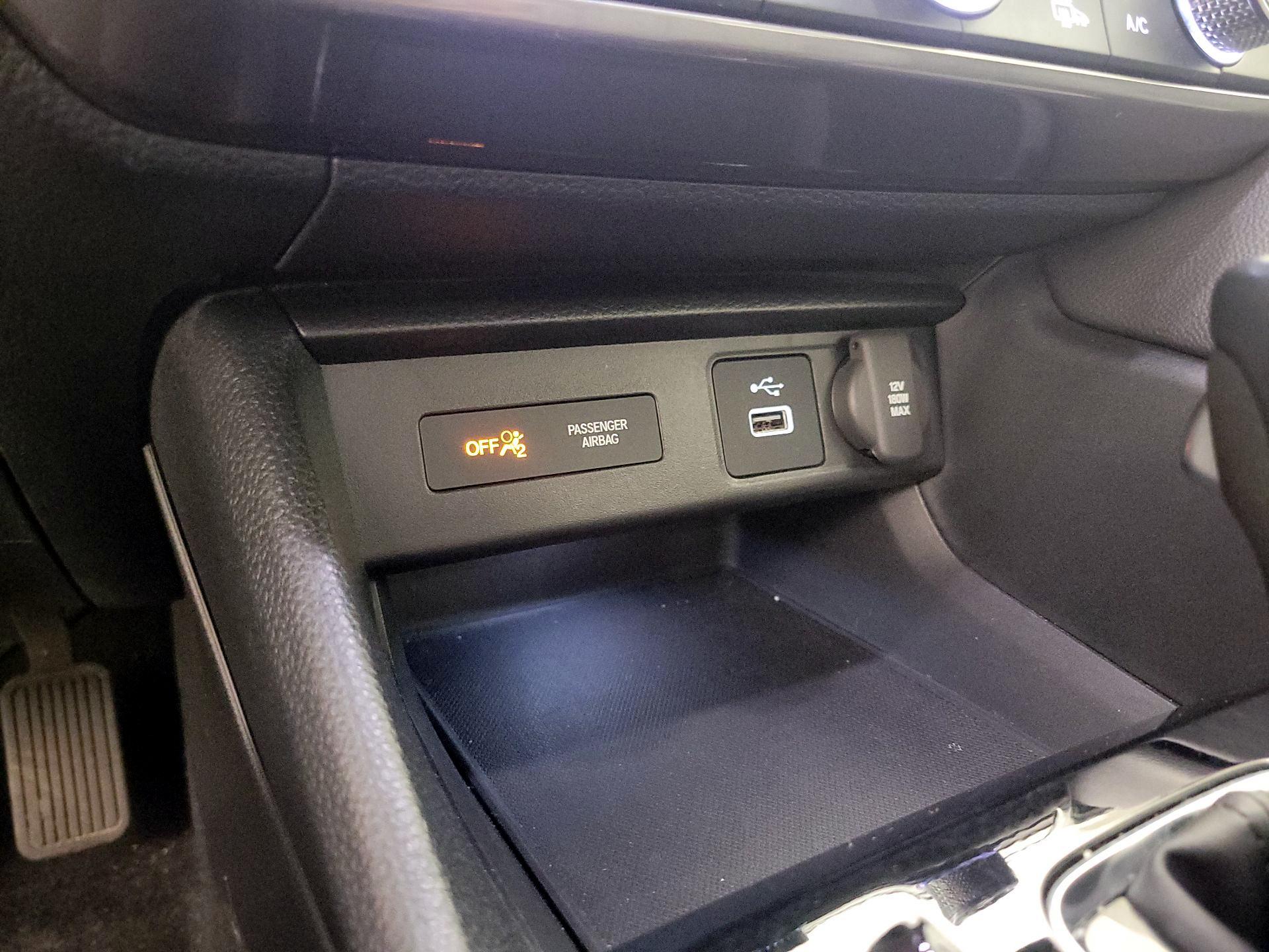 Thumbnail: 2023 Acura Integra - 18