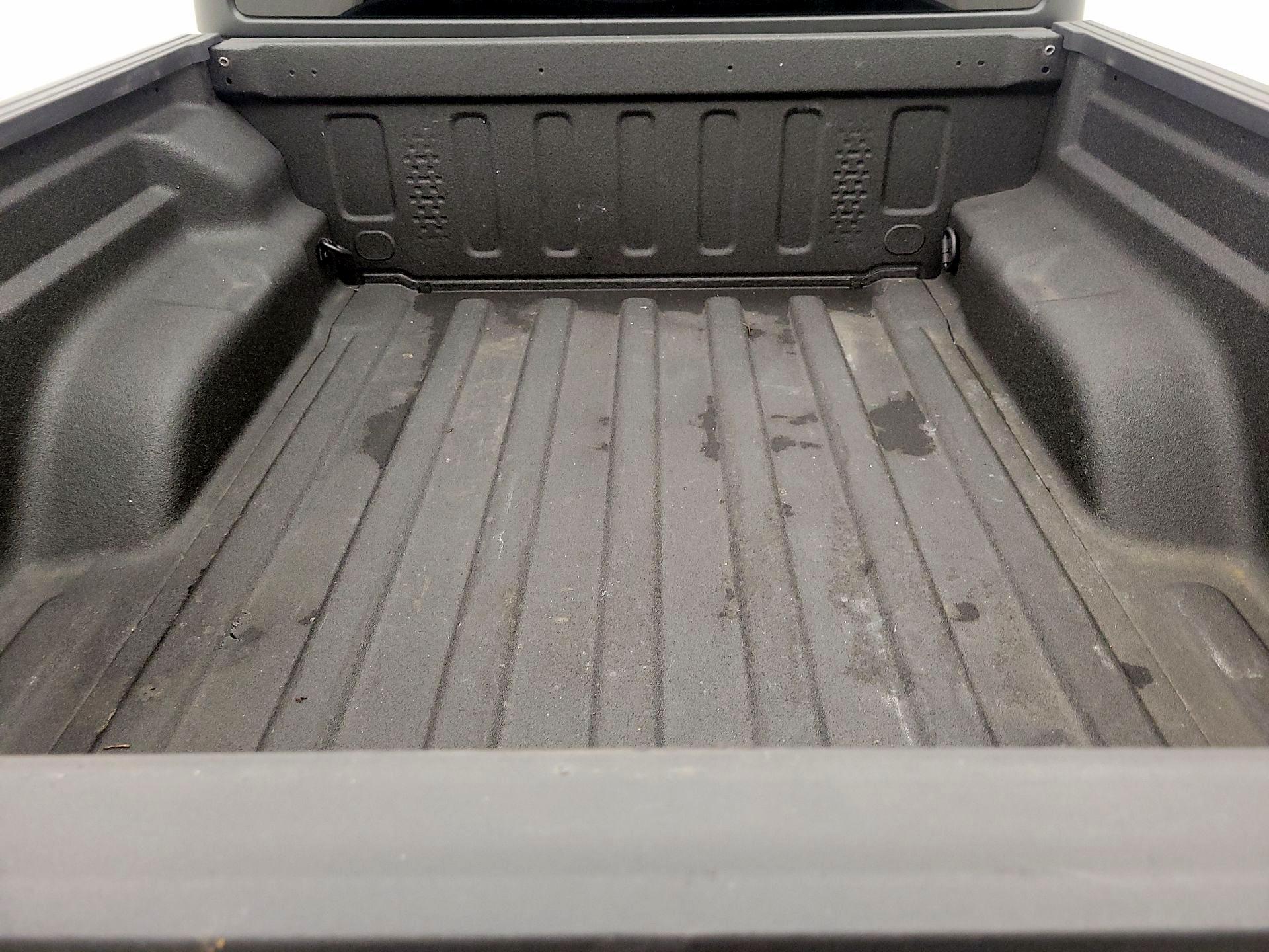 Thumbnail: 2022 Jeep Gladiator - 20