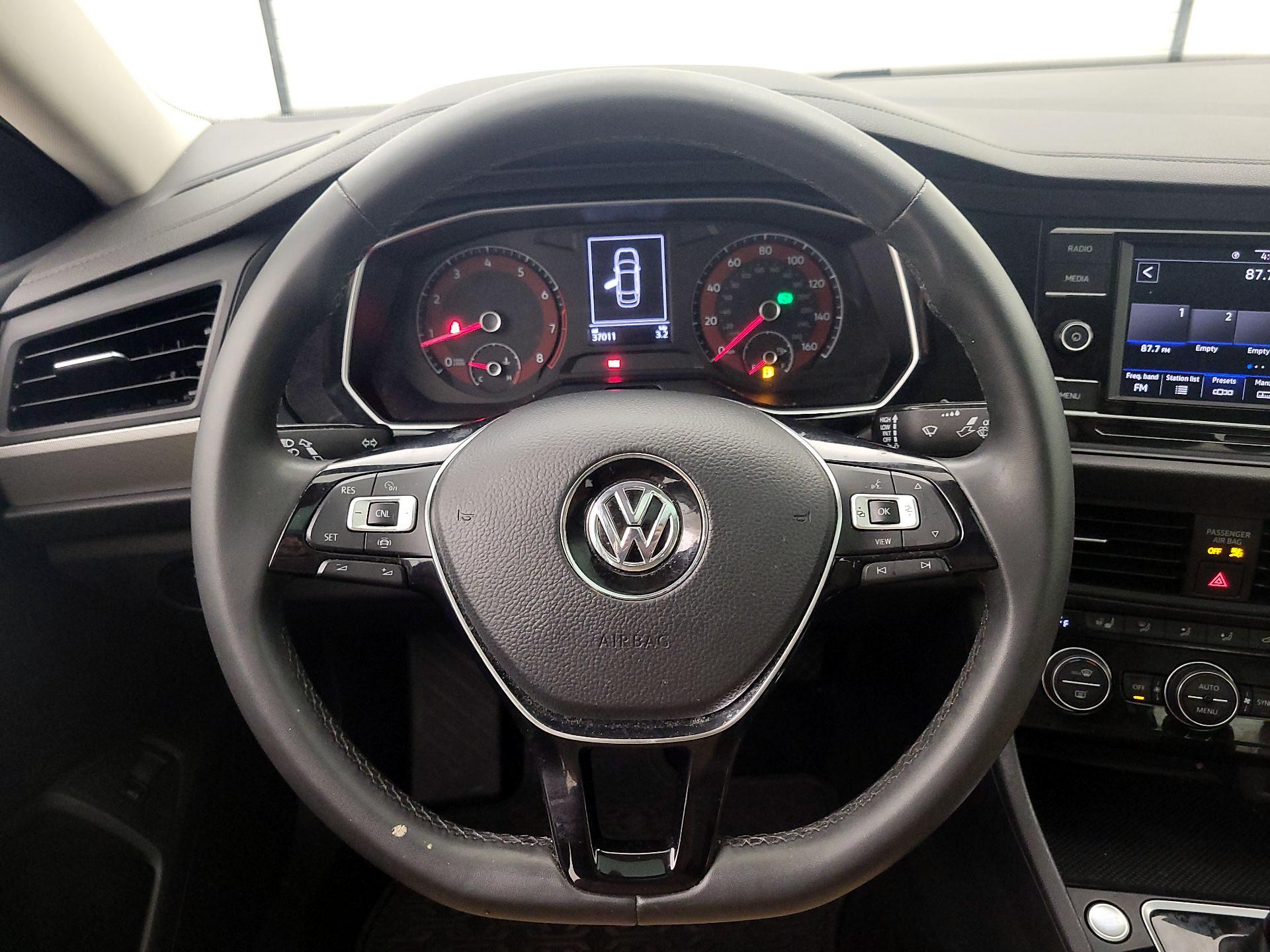 Thumbnail: 2020 Volkswagen Jetta - 10