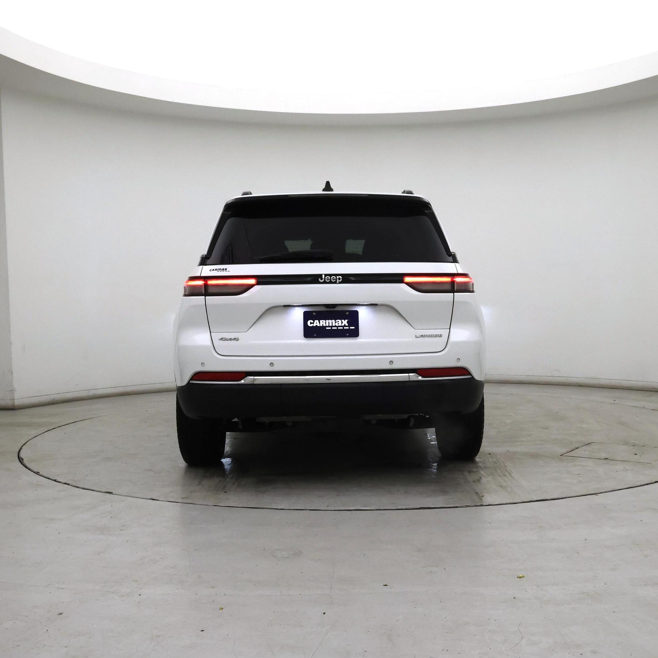 Thumbnail: 2023 Jeep Grand Cherokee - 6