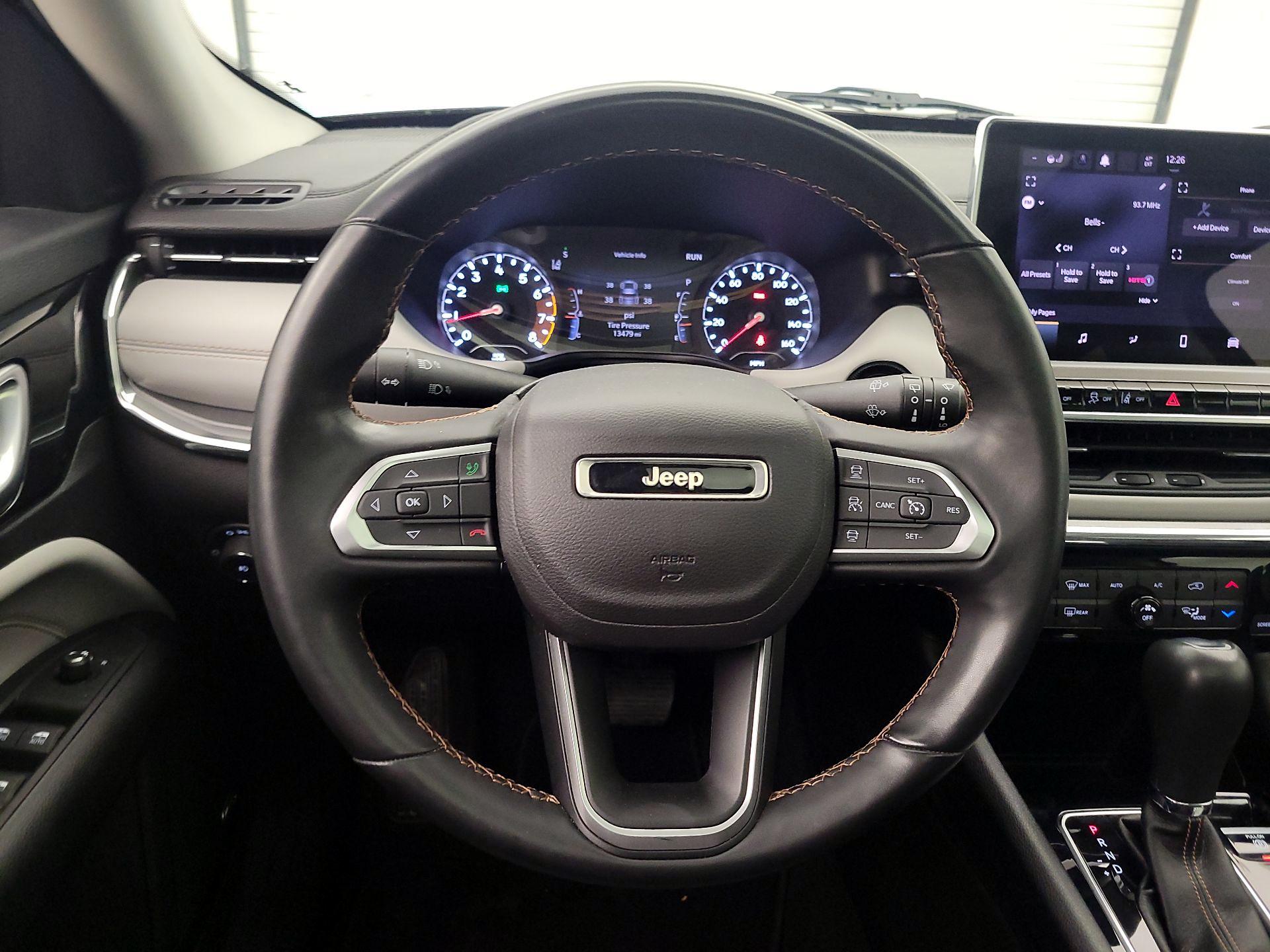 Thumbnail: 2022 Jeep Compass - 10