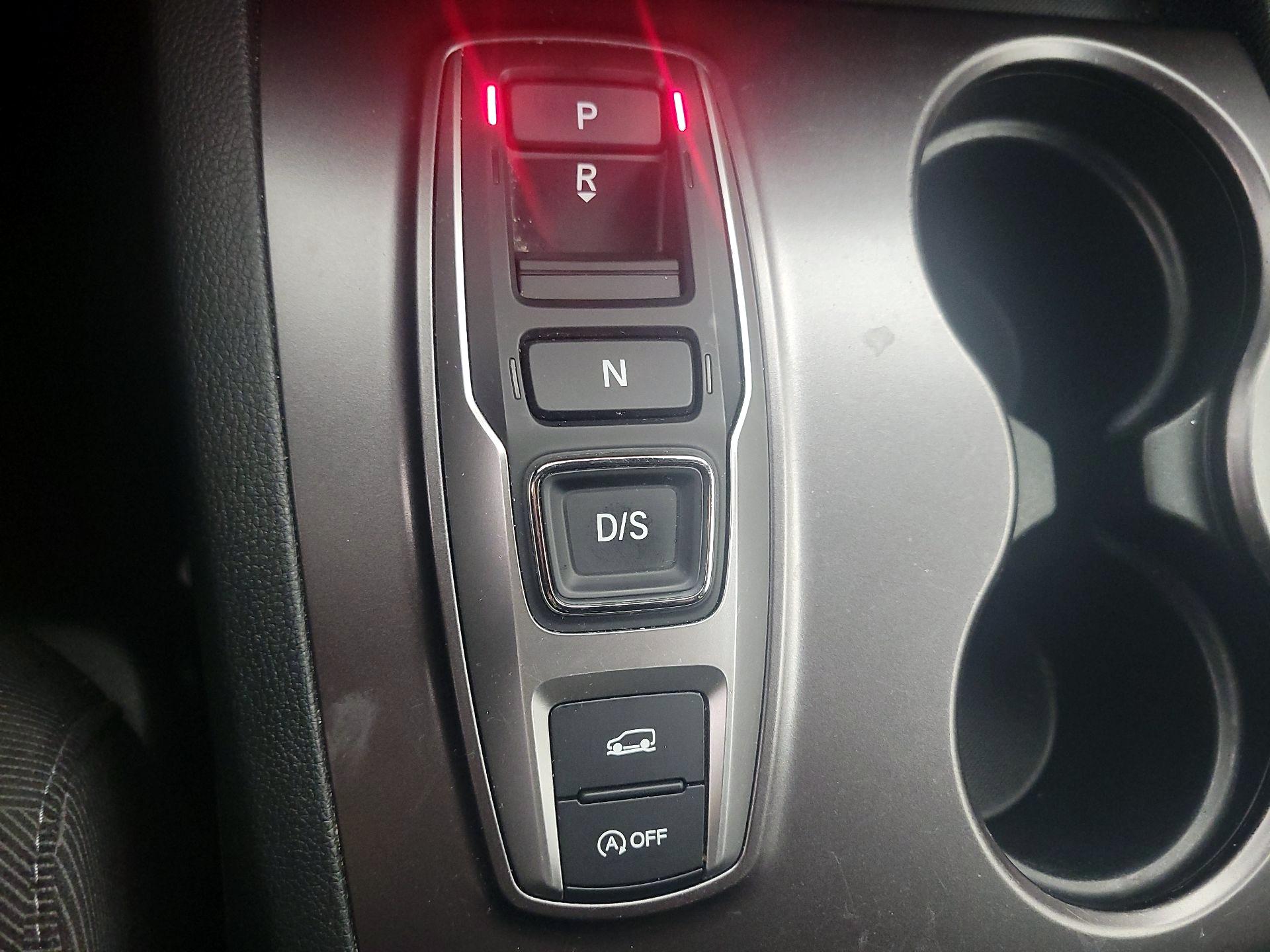 Thumbnail: 2022 Honda Pilot - 17