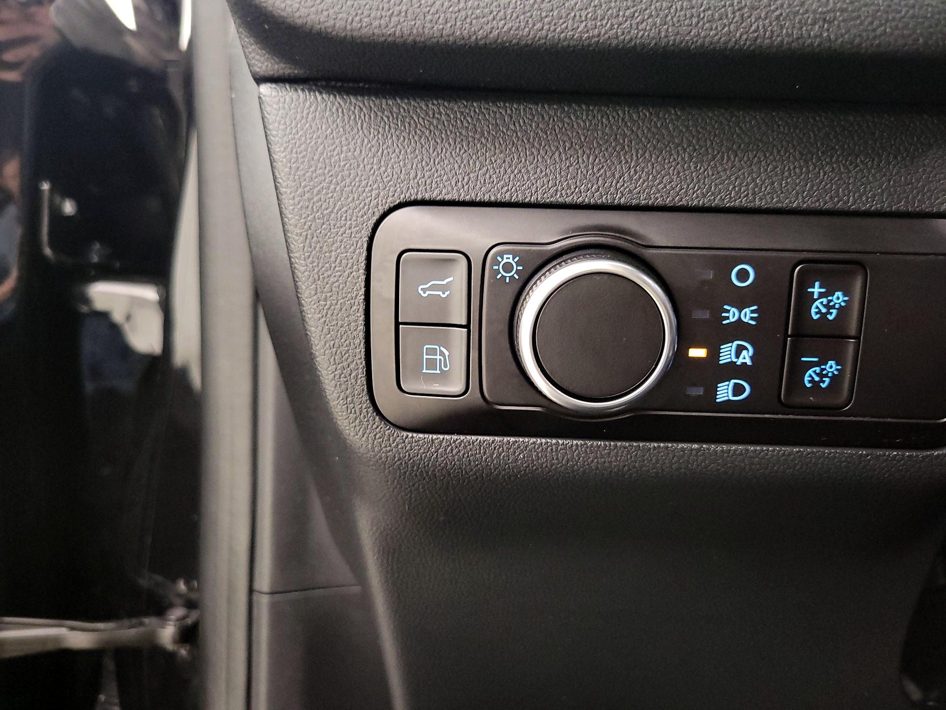 Thumbnail: 2023 Ford Escape - 13