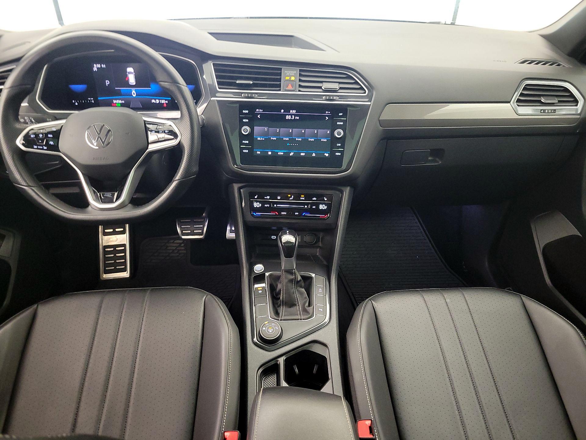 Thumbnail: 2022 Volkswagen Tiguan - 9