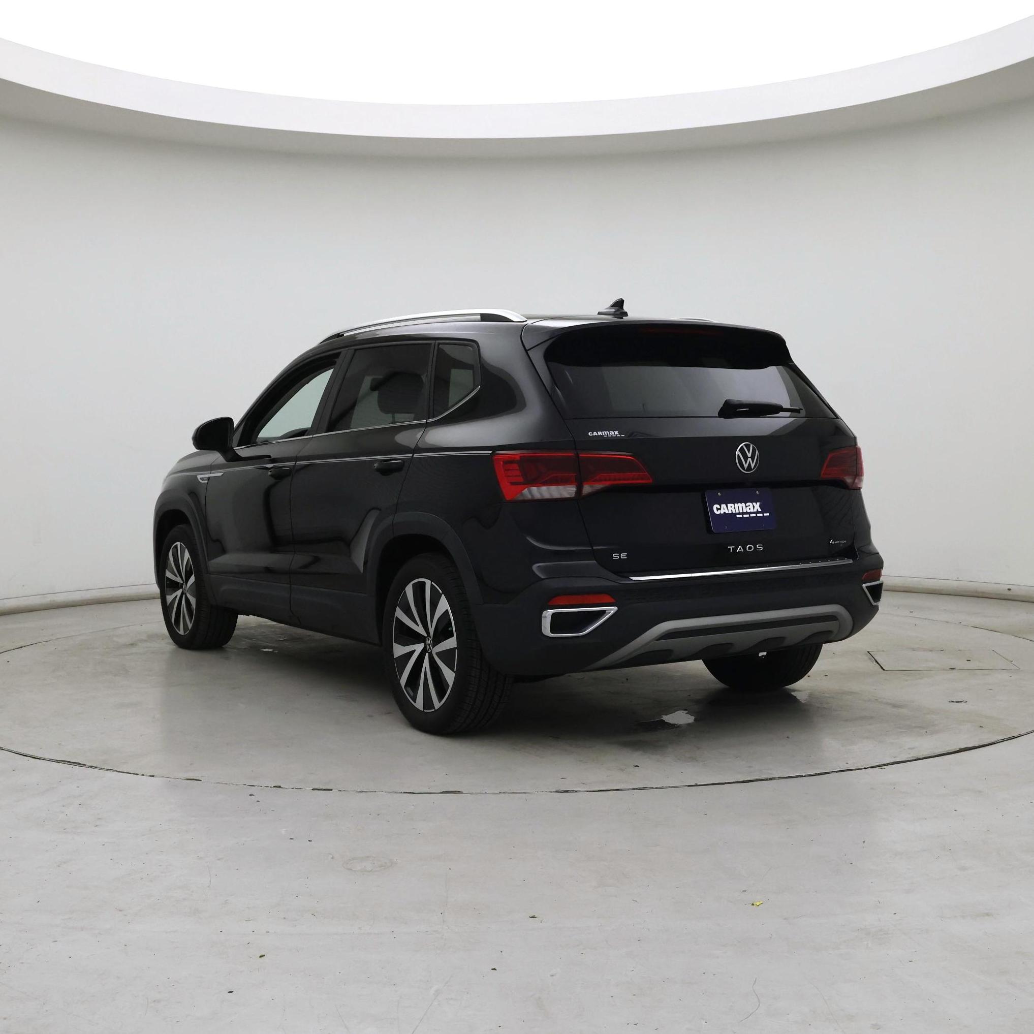 Thumbnail: 2022 Volkswagen Taos - 2