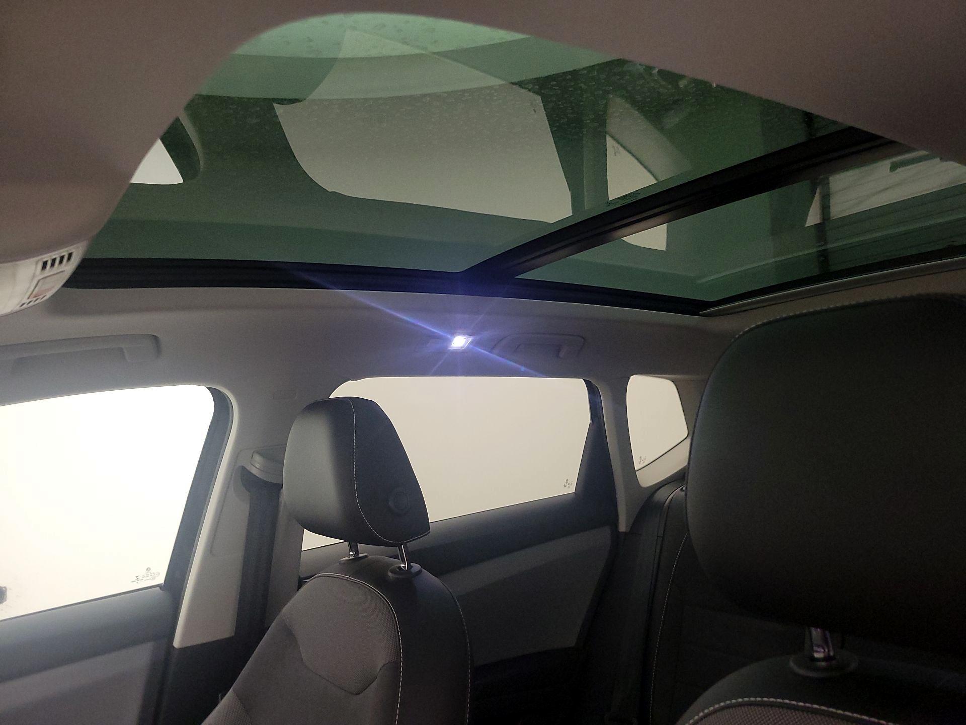 Thumbnail: 2022 Volkswagen Taos - 19