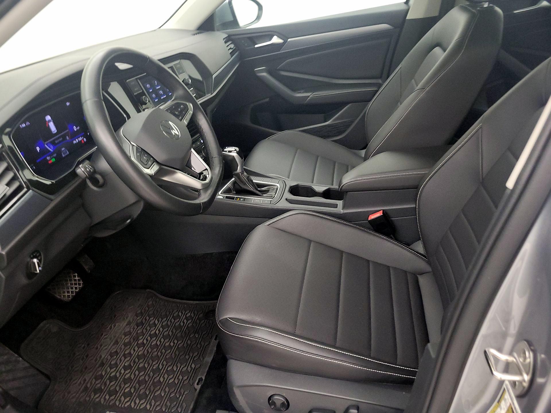 Thumbnail: 2023 Volkswagen Jetta - 11