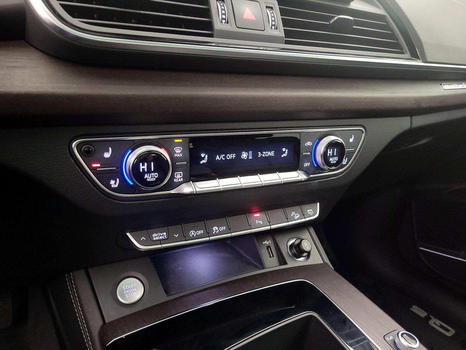 Thumbnail: 2021 Audi Q5 - 16