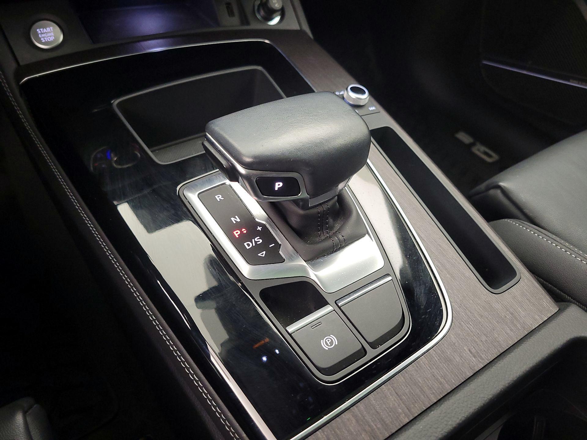 Thumbnail: 2021 Audi Q5 - 17