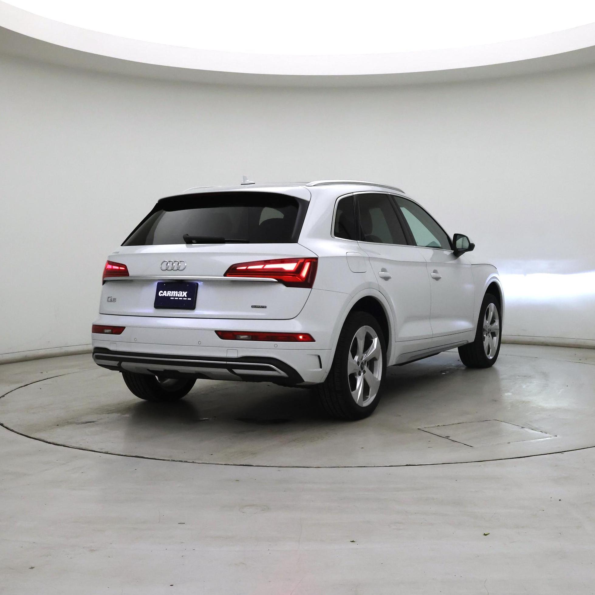 Thumbnail: 2021 Audi Q5 - 8