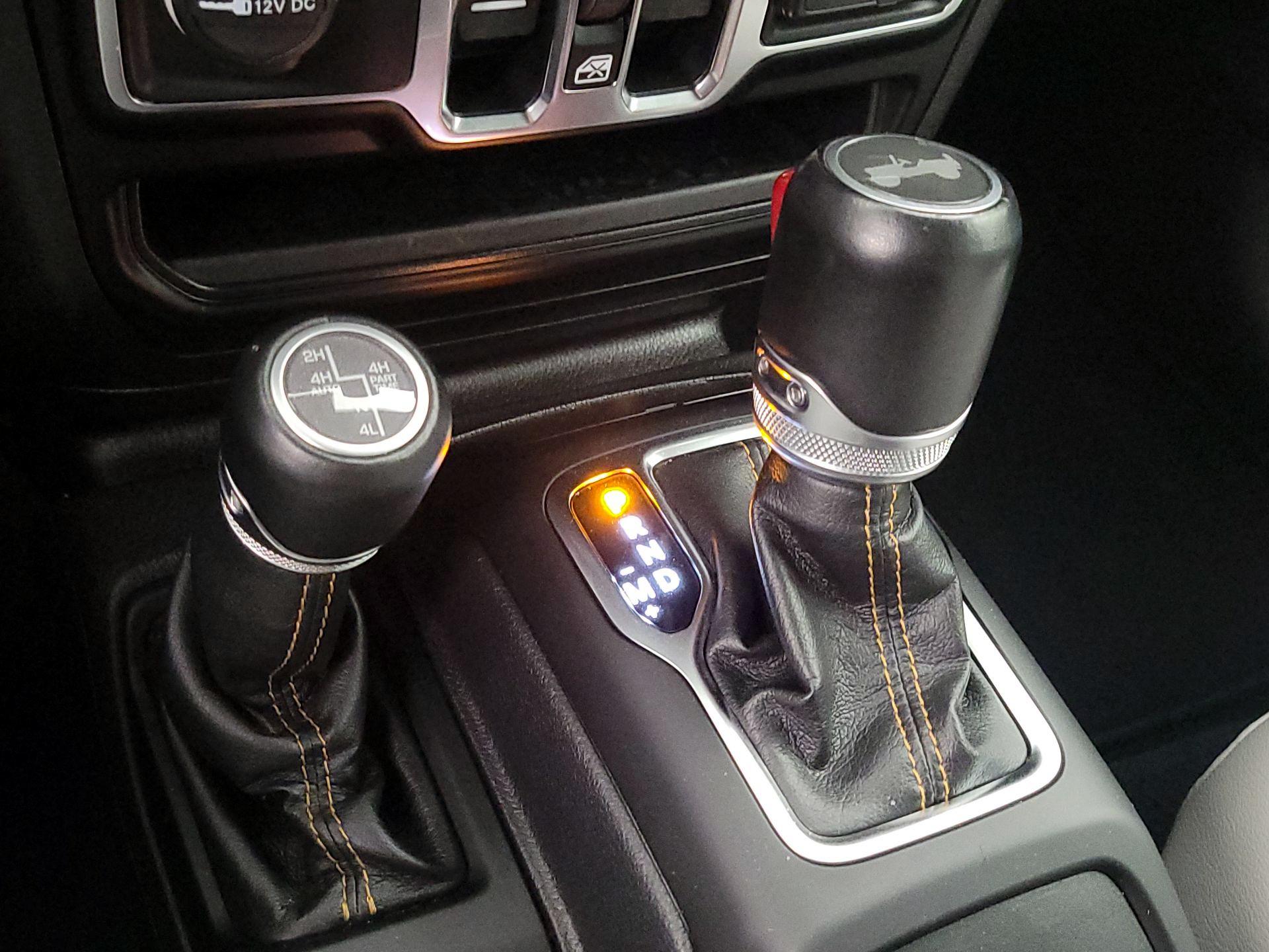 Thumbnail: 2022 Jeep Wrangler - 18