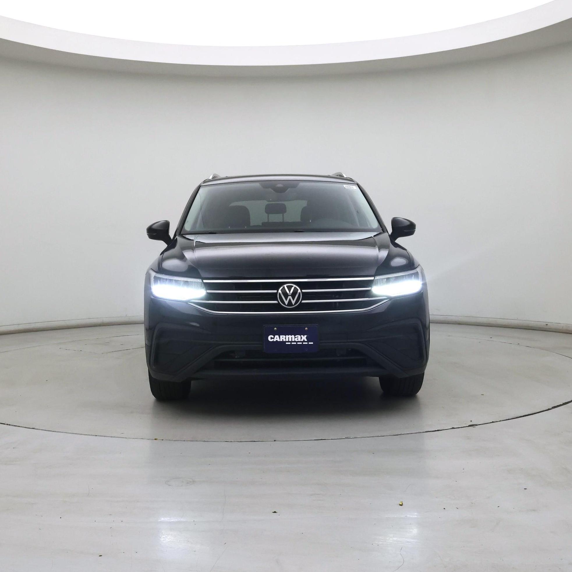 Thumbnail: 2022 Volkswagen Tiguan - 5