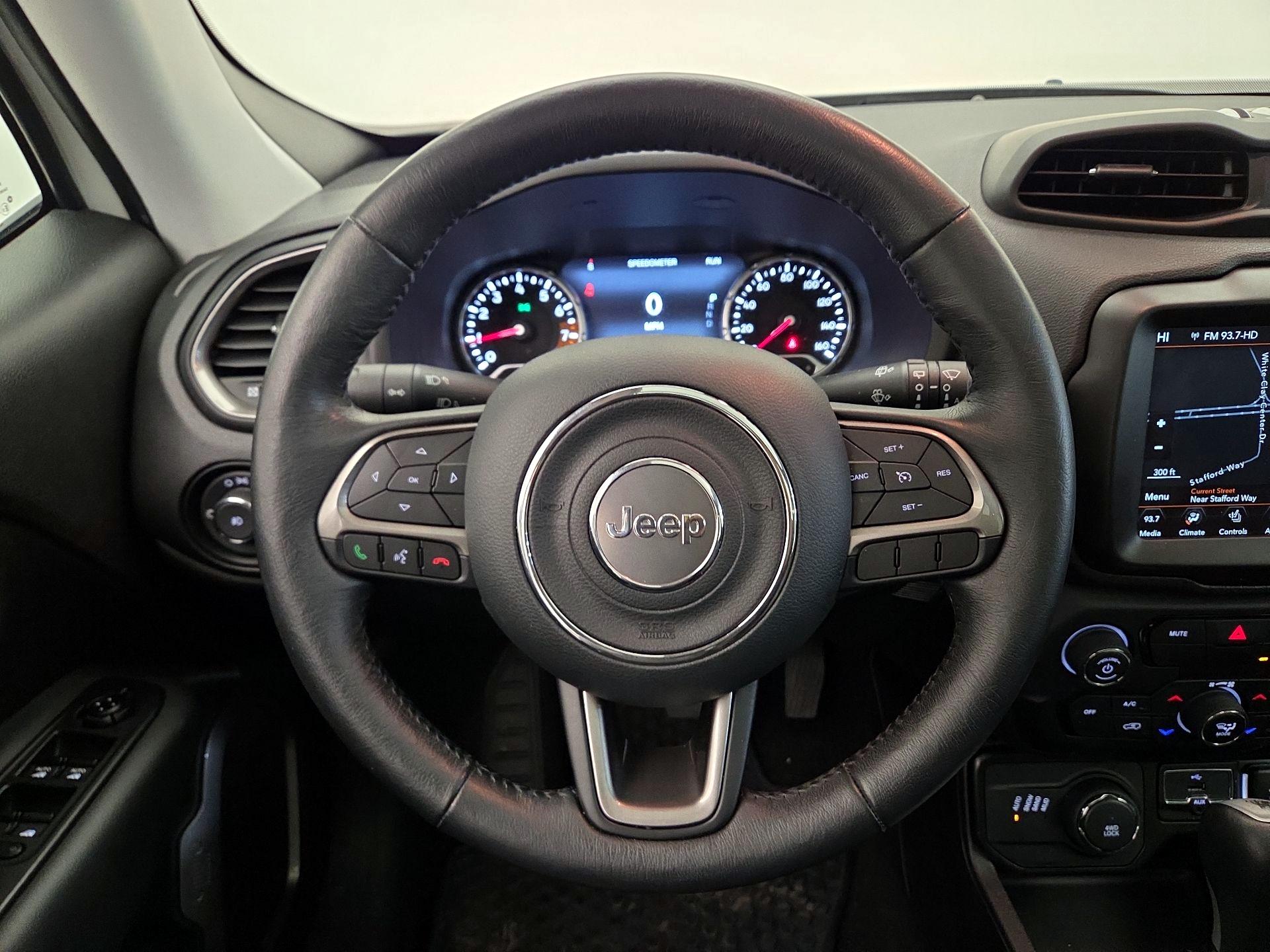 Thumbnail: 2022 Jeep Renegade - 10