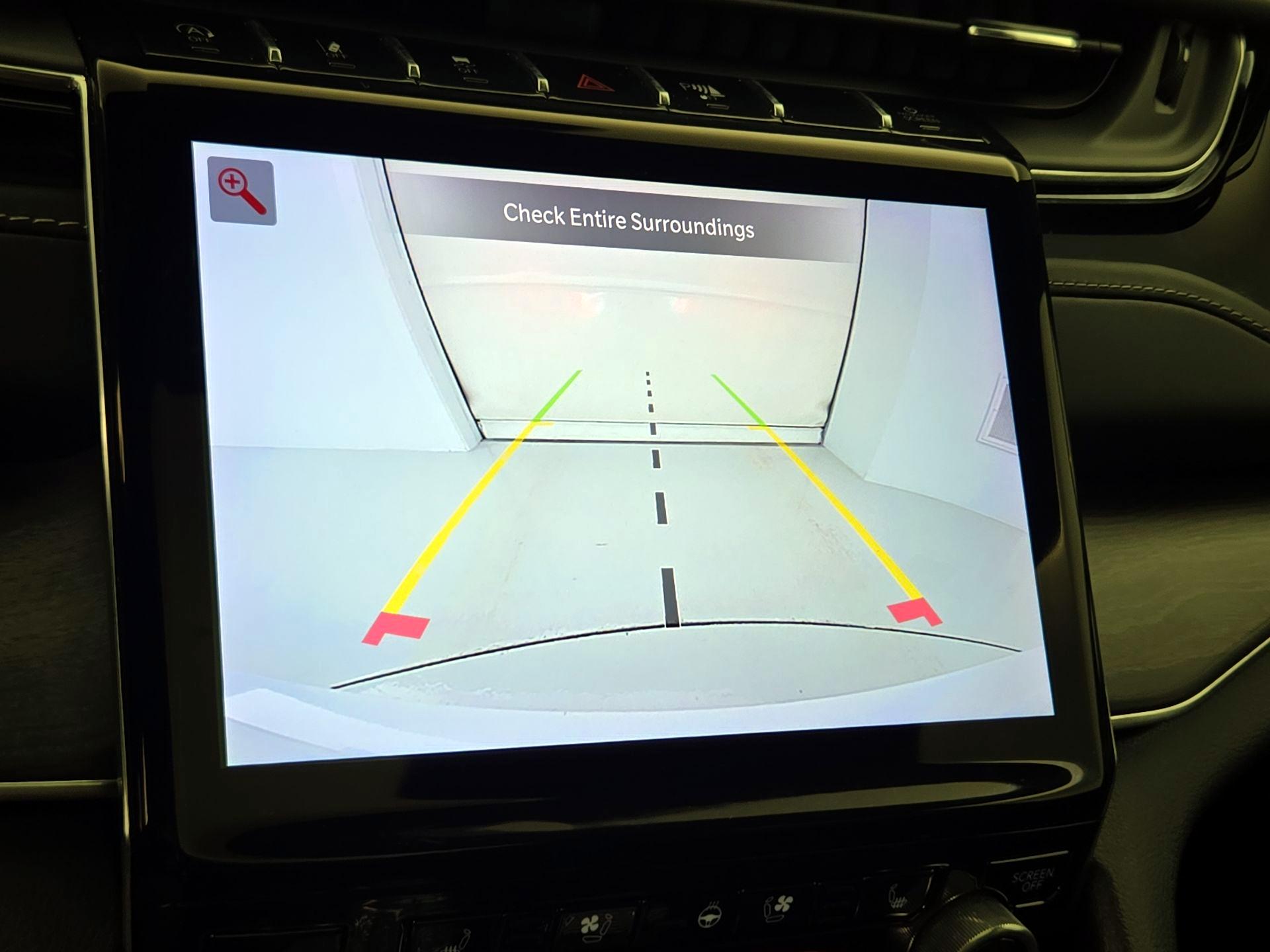 Thumbnail: 2022 Jeep Grand Cherokee - 15