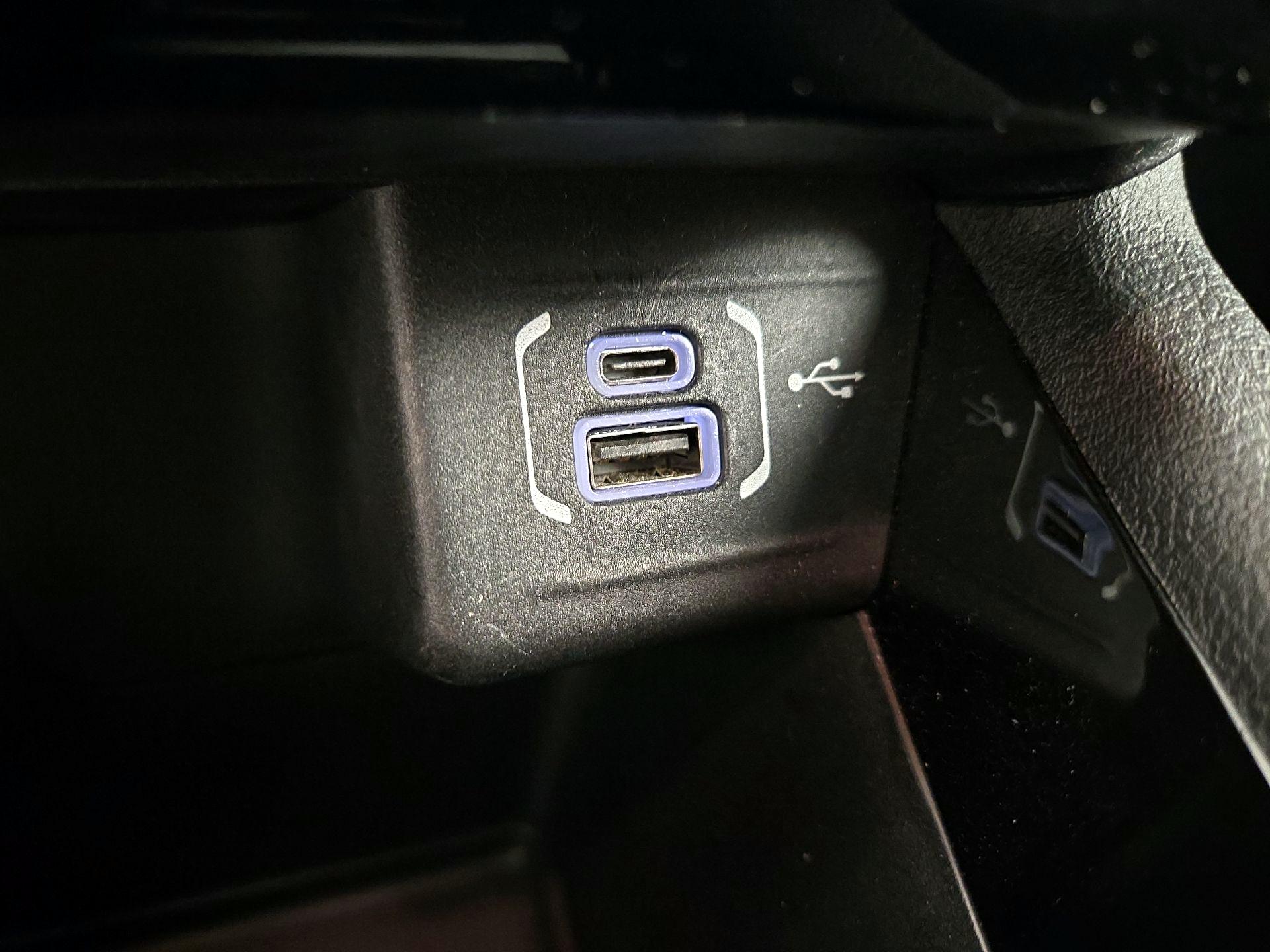 Thumbnail: 2022 Jeep Compass - 18