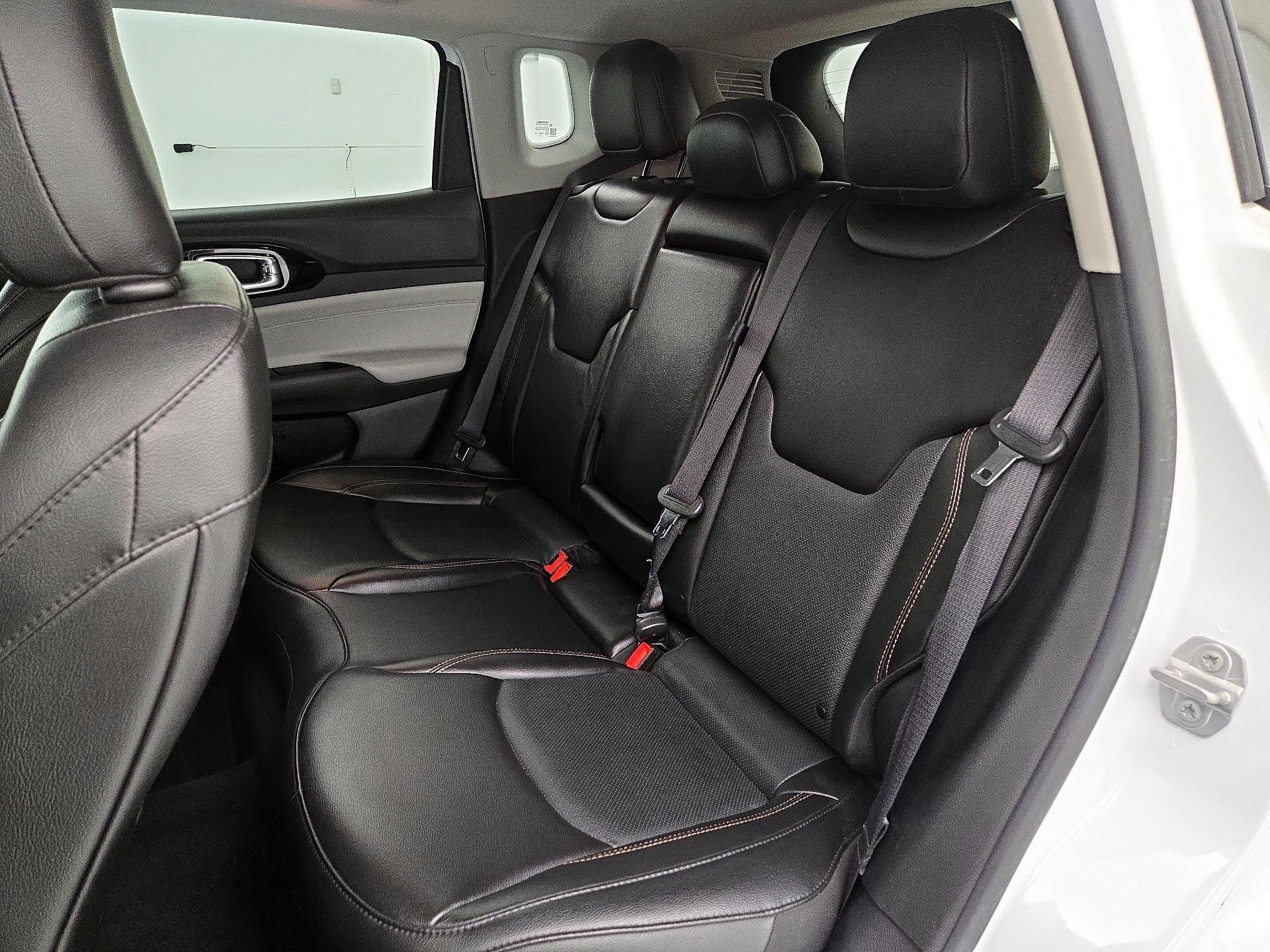 Thumbnail: 2022 Jeep Compass - 19