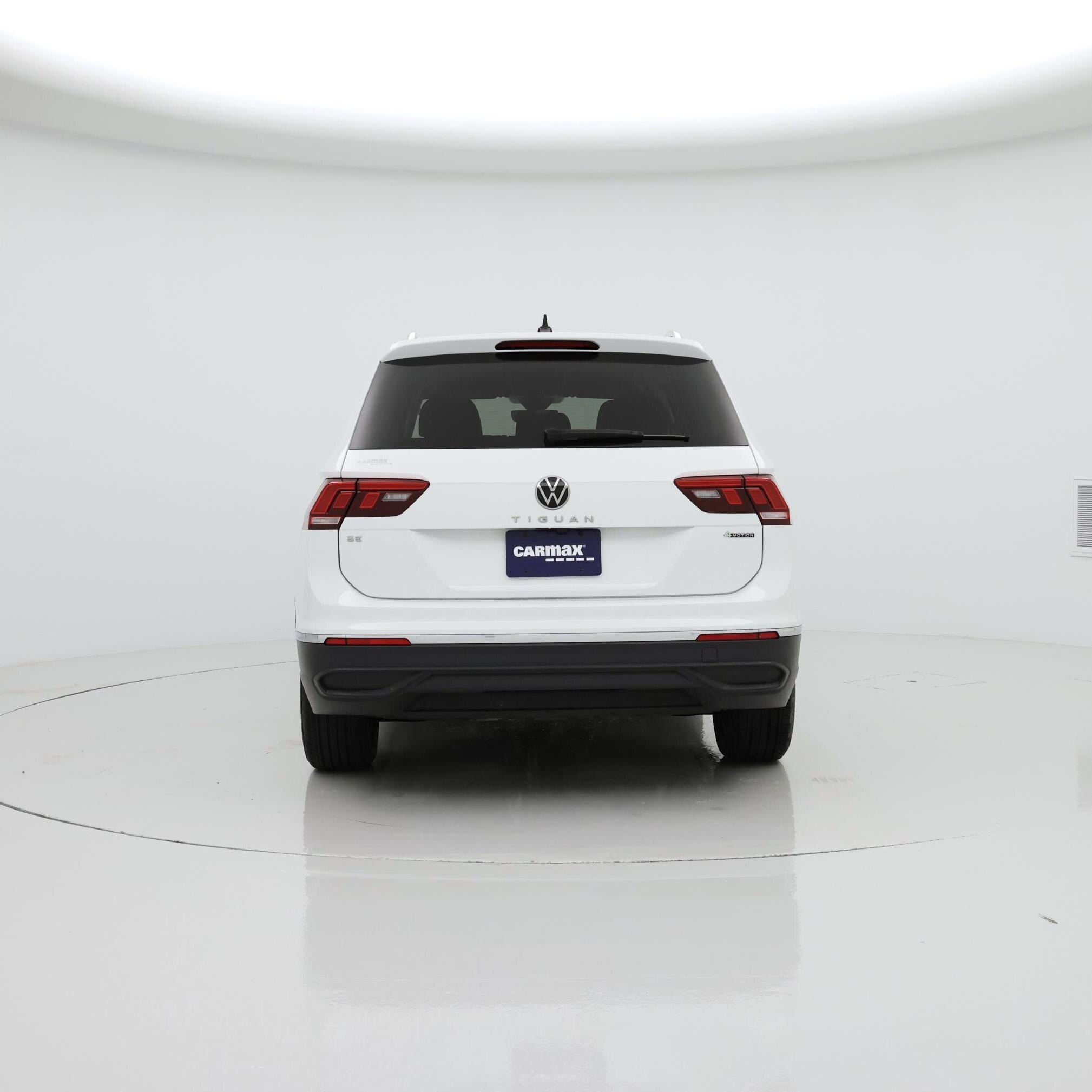 Thumbnail: 2022 Volkswagen Tiguan - 6