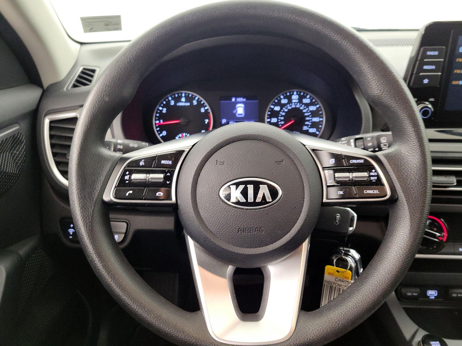 Thumbnail: 2021 Kia Seltos - 10