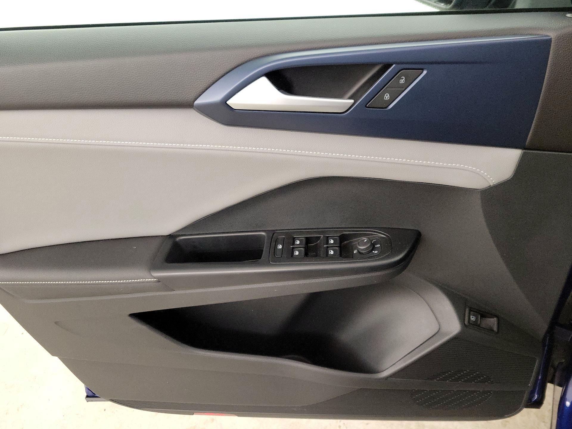 Thumbnail: 2024 Volkswagen Taos - 12