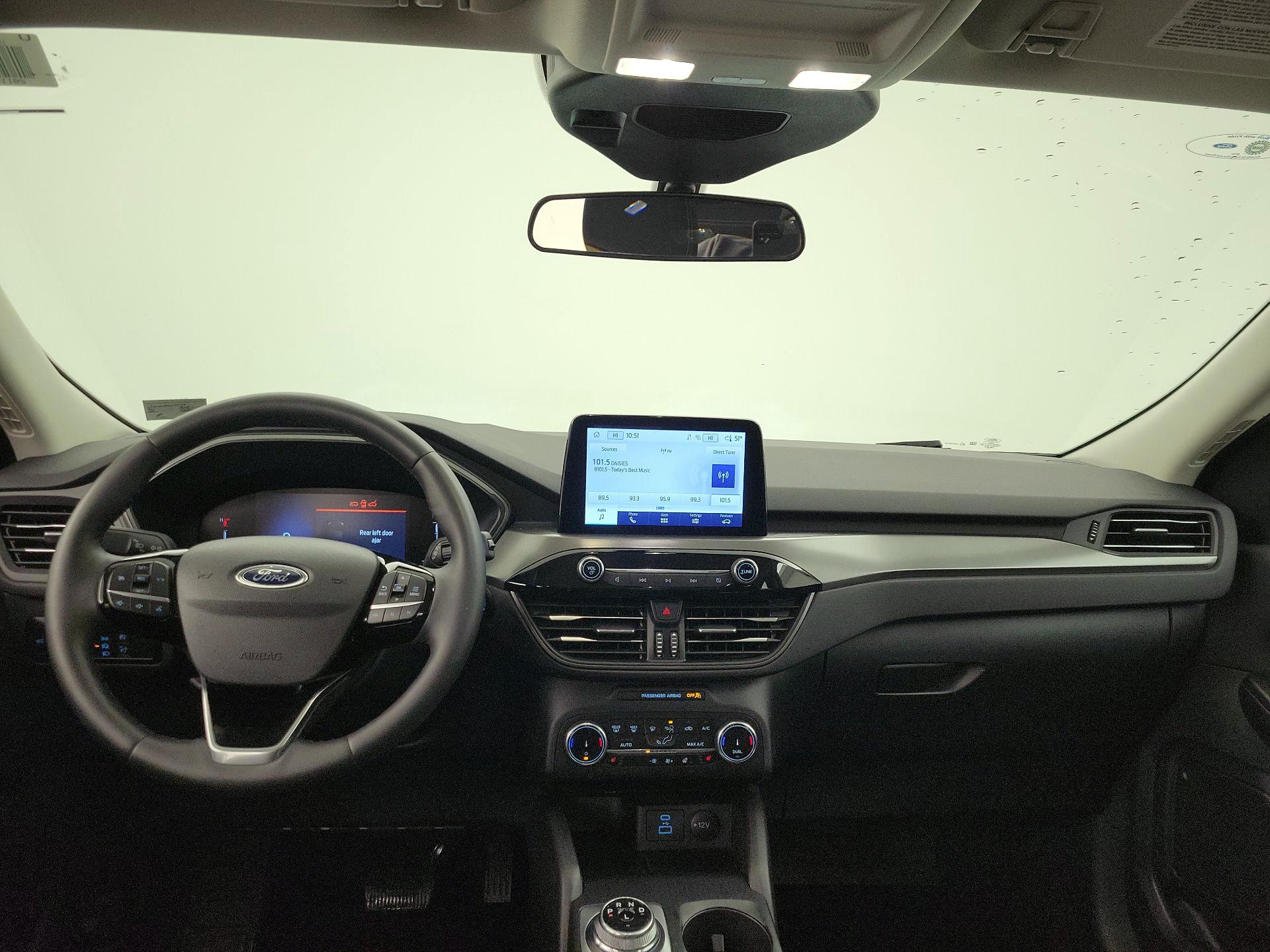 Thumbnail: 2023 Ford Escape - 9