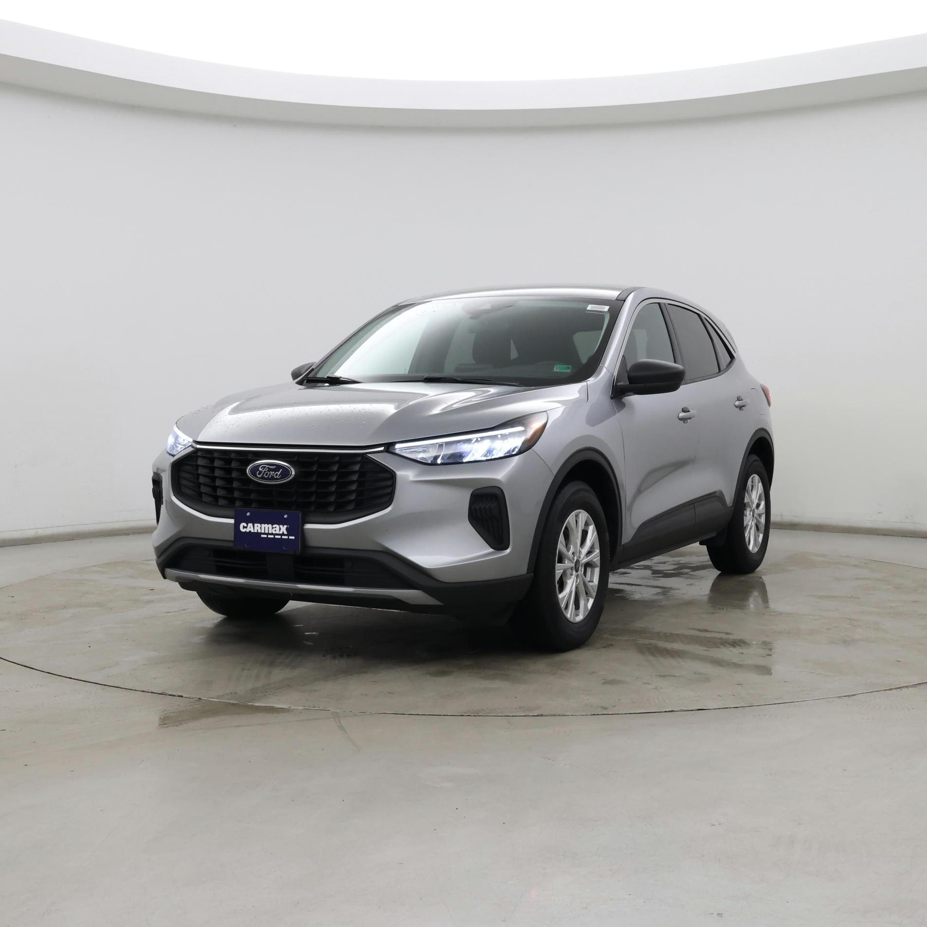 Thumbnail: 2023 Ford Escape - 4