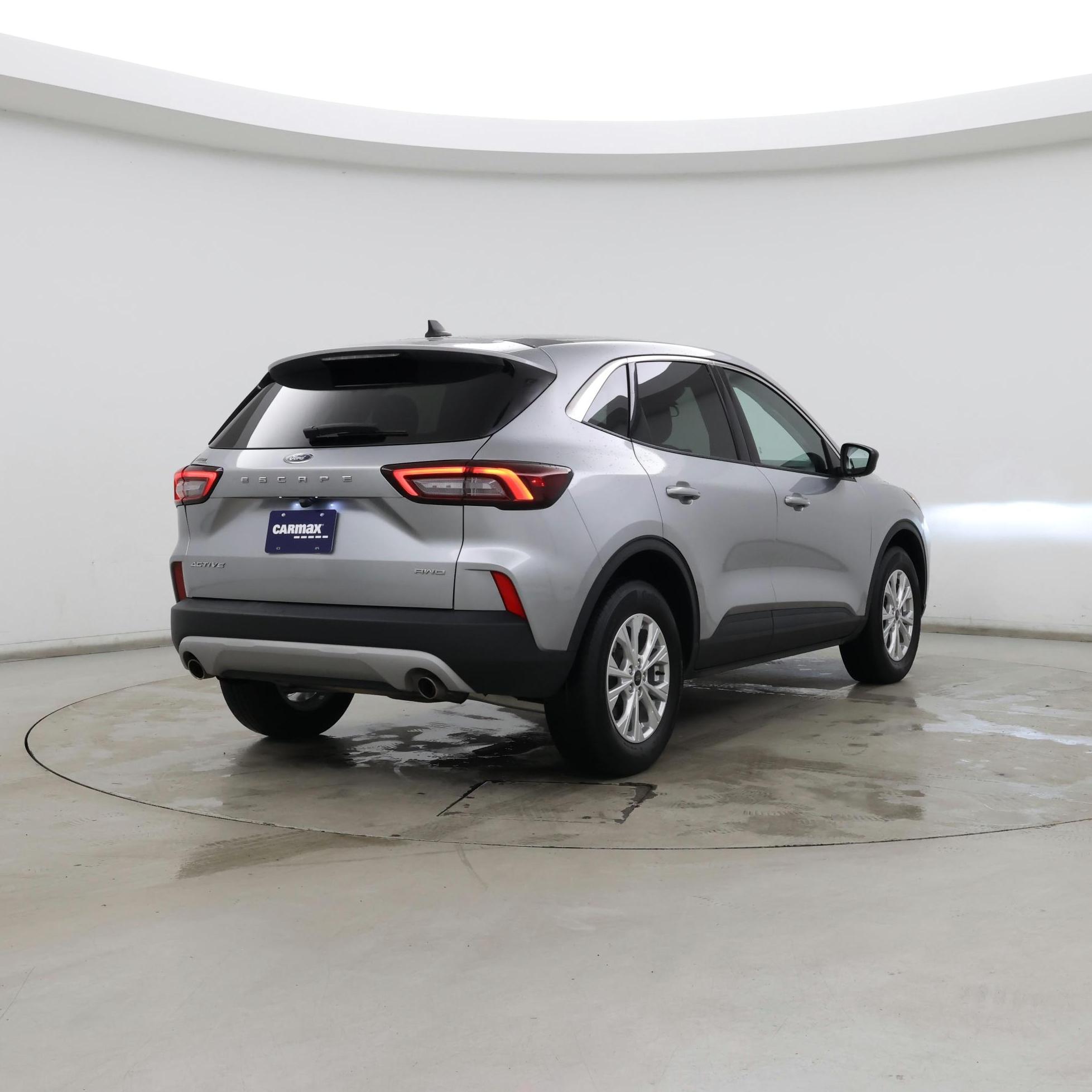 Thumbnail: 2023 Ford Escape - 8