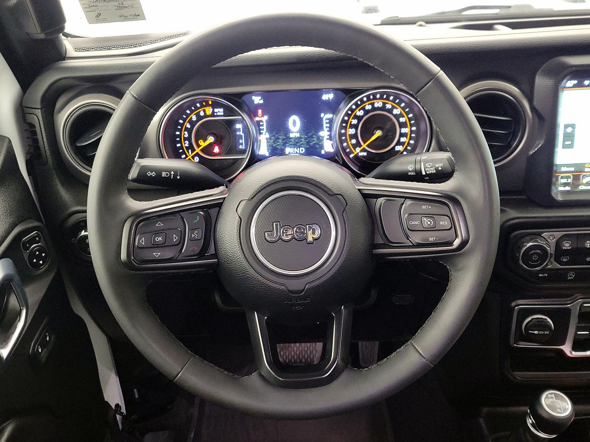 Thumbnail: 2023 Jeep Gladiator - 10