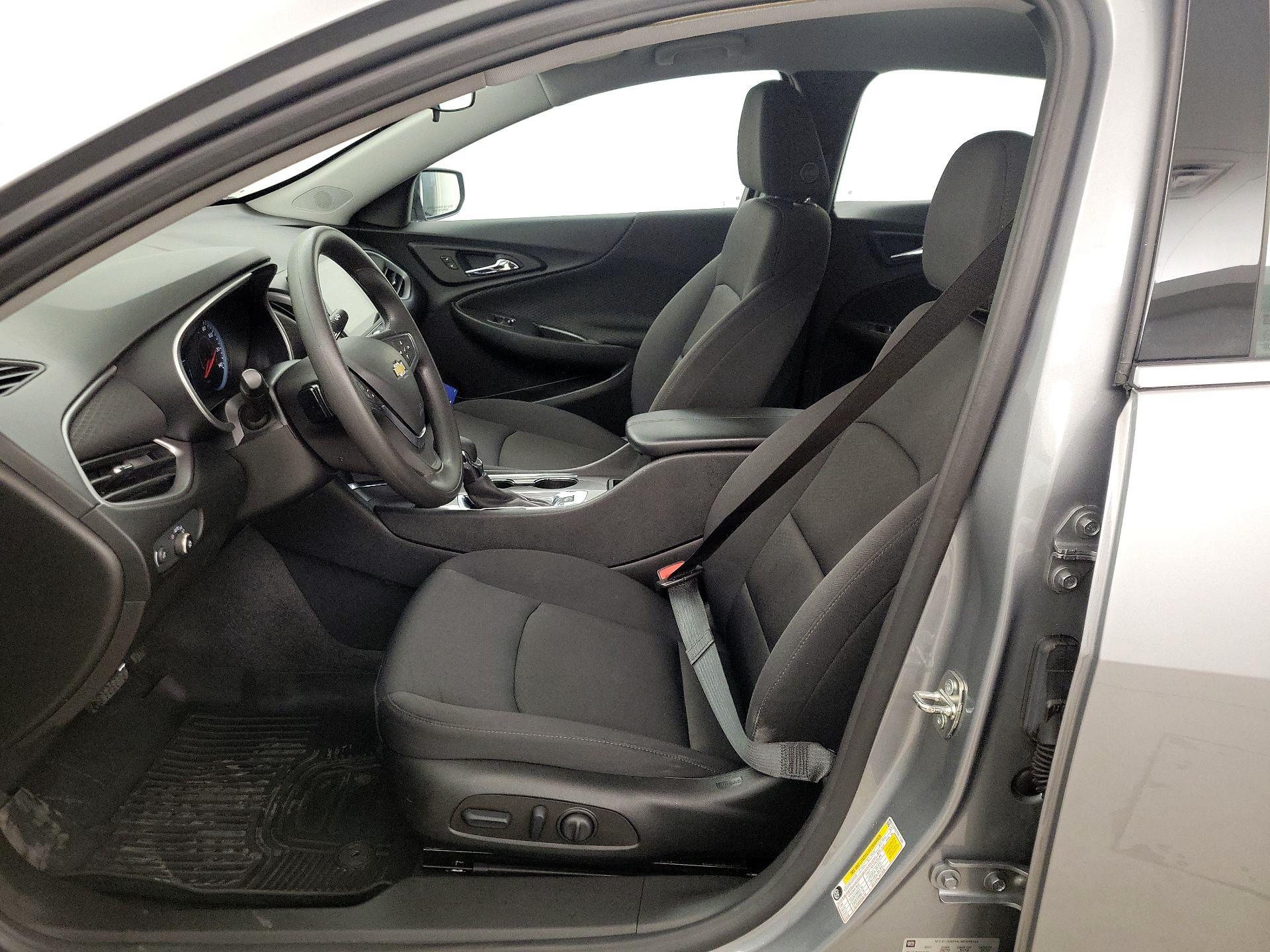 Thumbnail: 2023 Chevrolet Malibu - 11