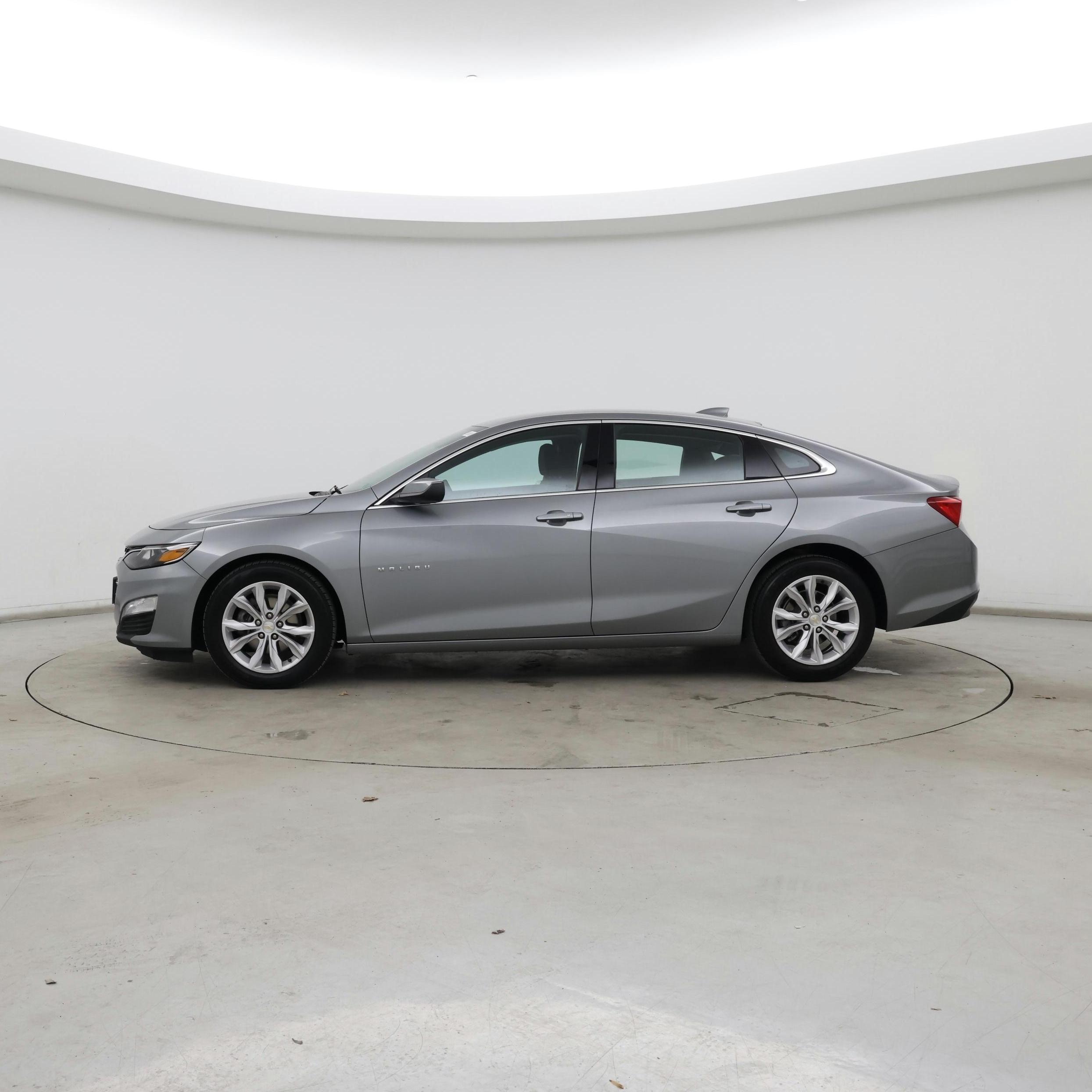 Thumbnail: 2023 Chevrolet Malibu - 3