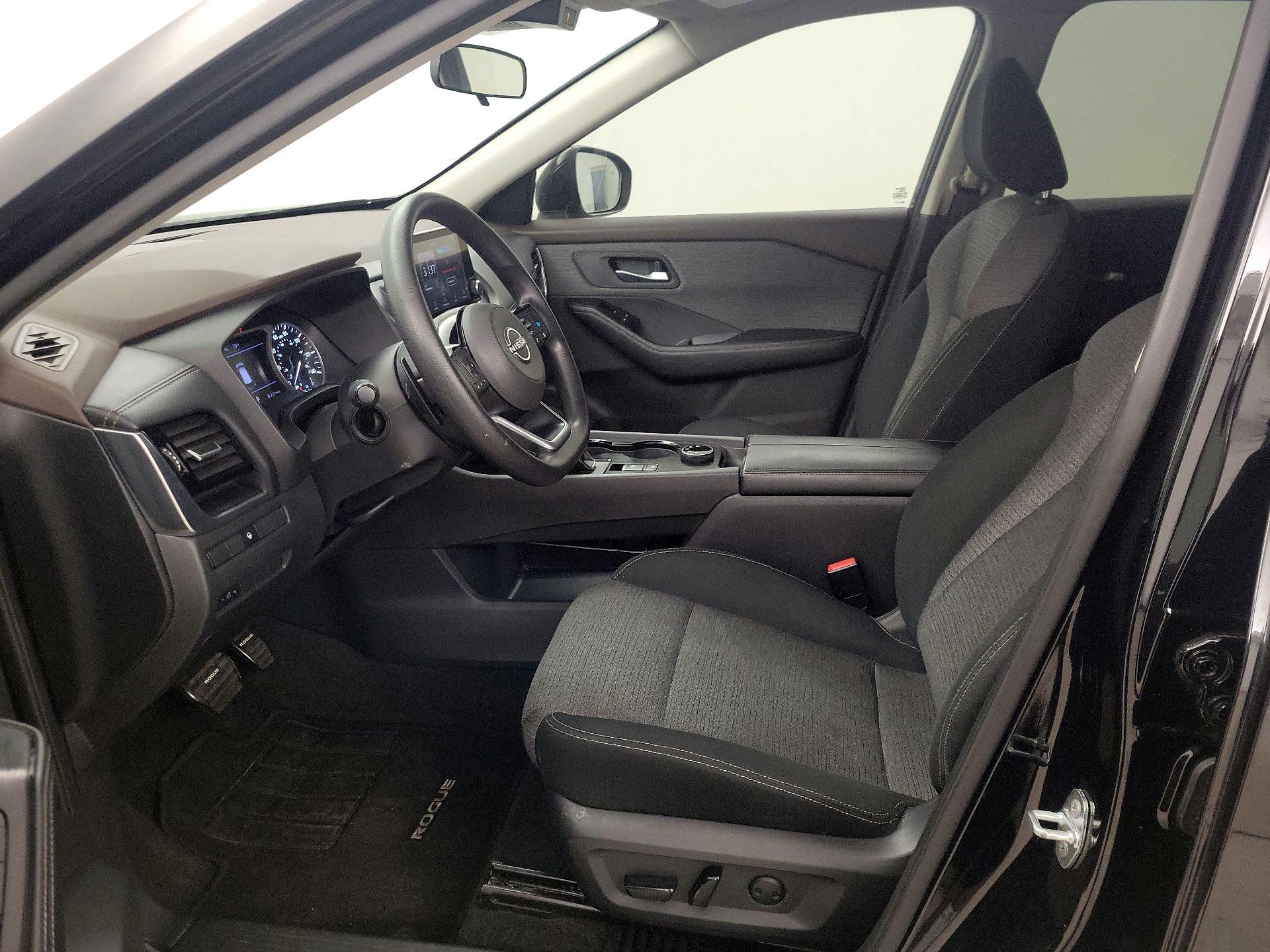 Thumbnail: 2022 Nissan Rogue - 11