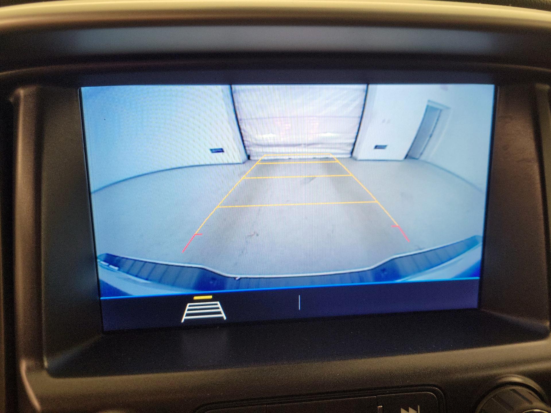 Thumbnail: 2022 Chevrolet Colorado - 14