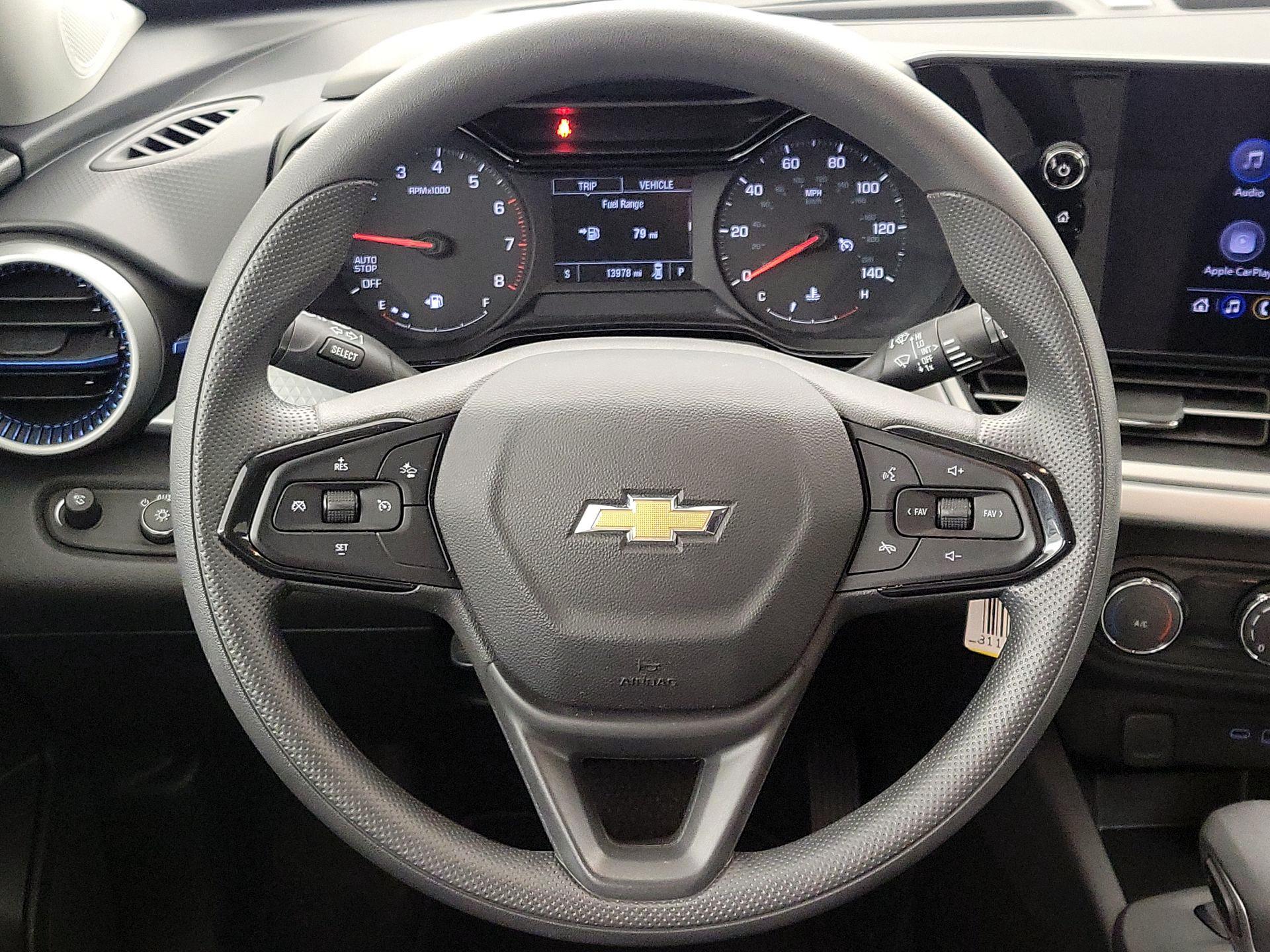 Thumbnail: 2024 Chevrolet Trax - 10