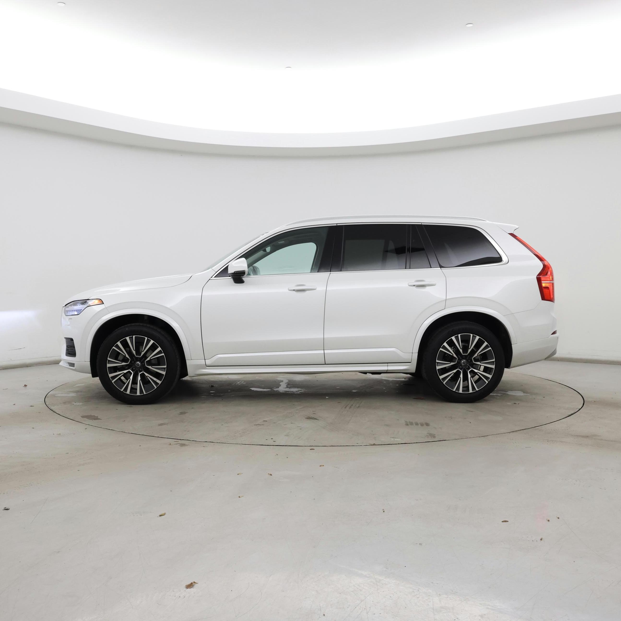 Thumbnail: 2022 Volvo XC90 - 3