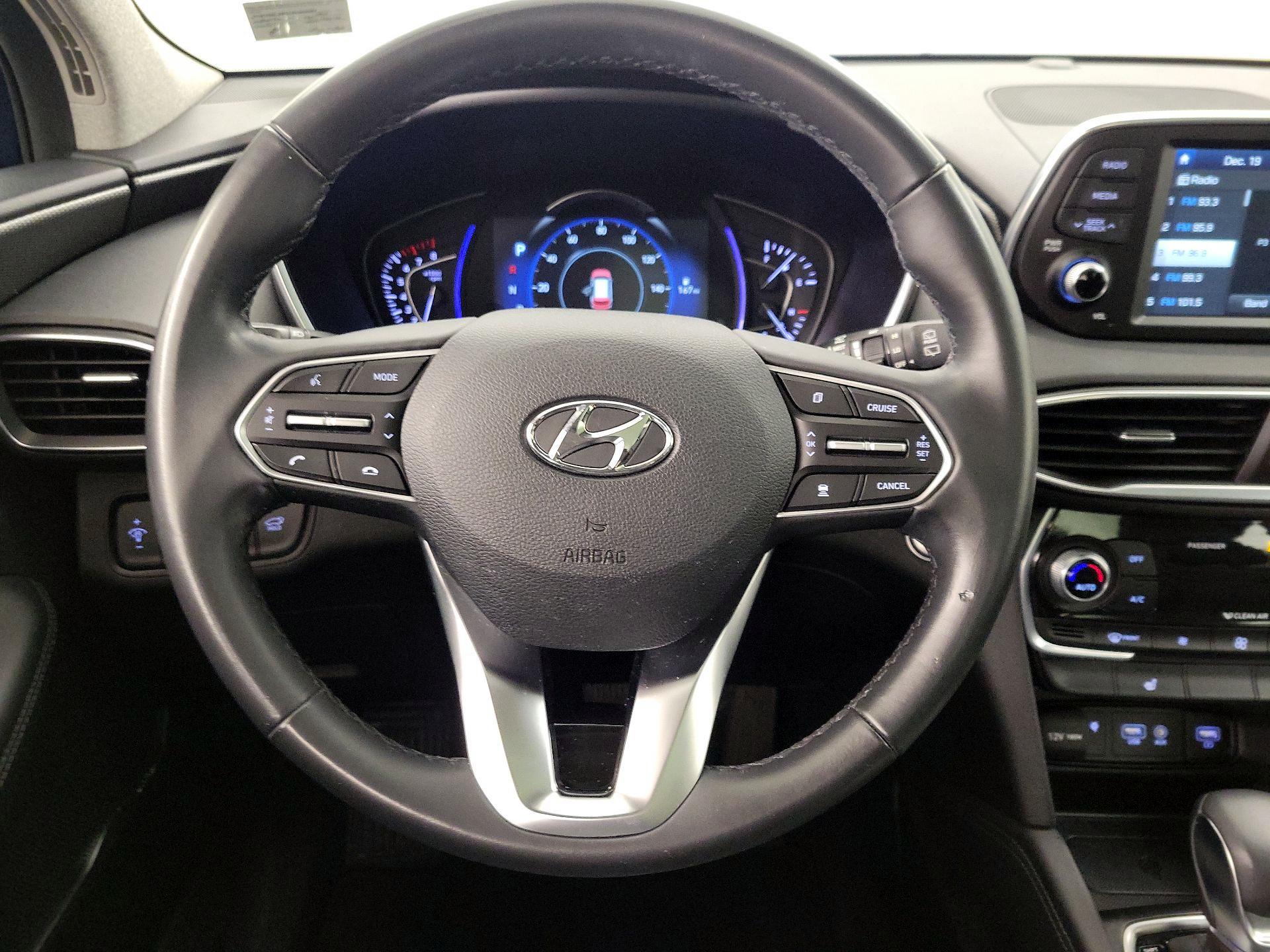 Thumbnail: 2020 Hyundai Santa Fe - 10